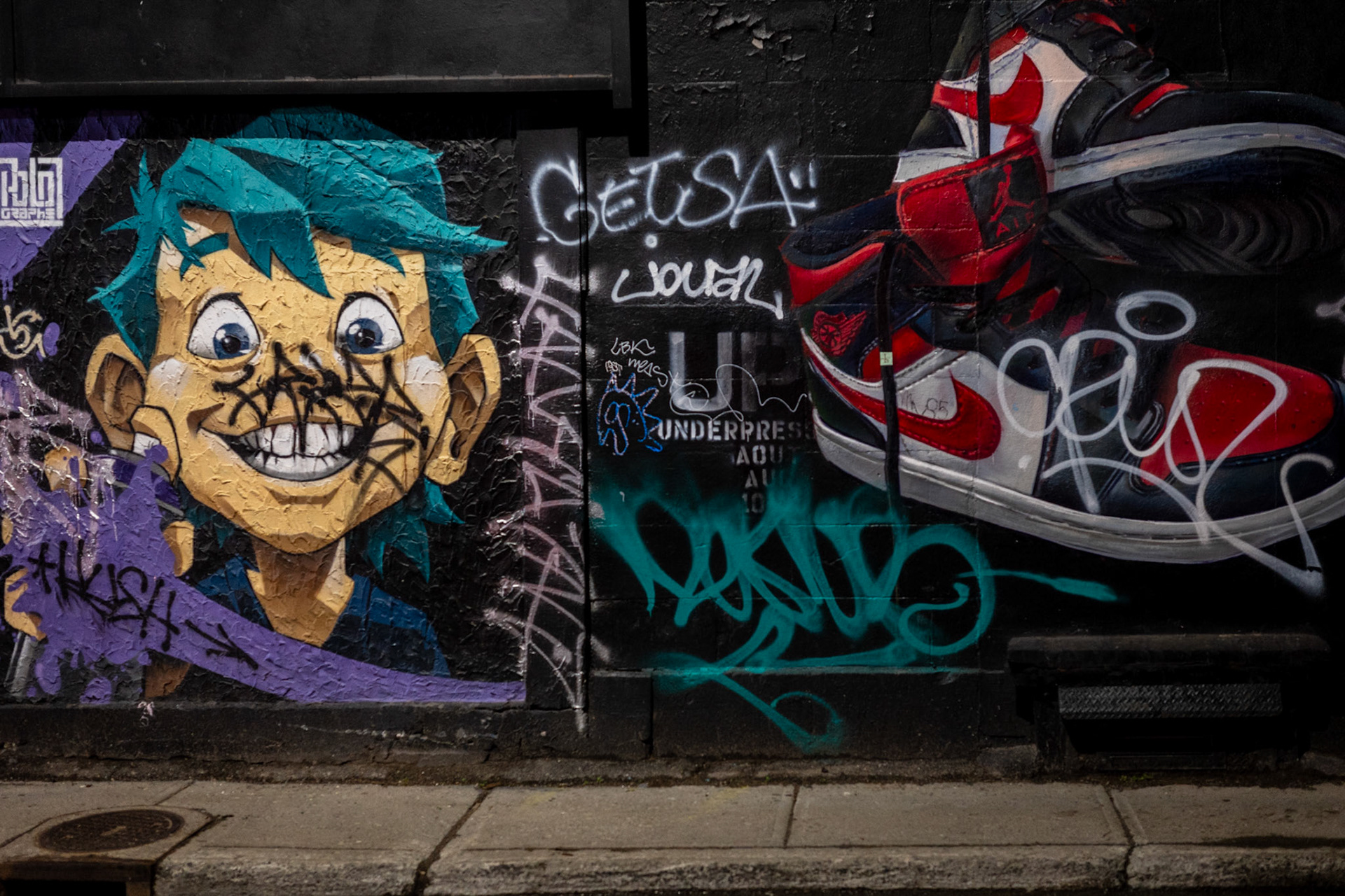 Fresque trouvée juste derrière les Foufs