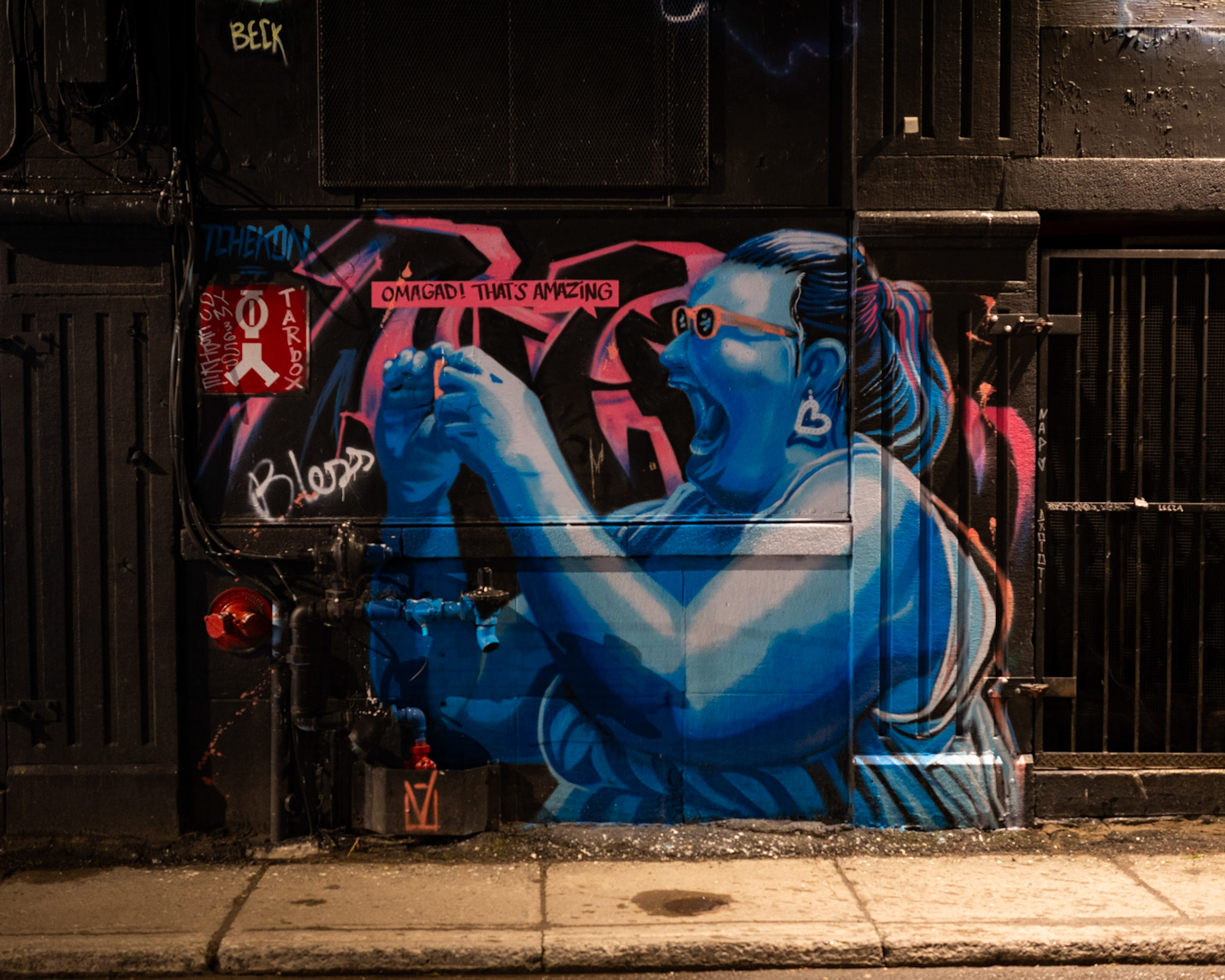 Art de ruelle, juste derrière les Foufs