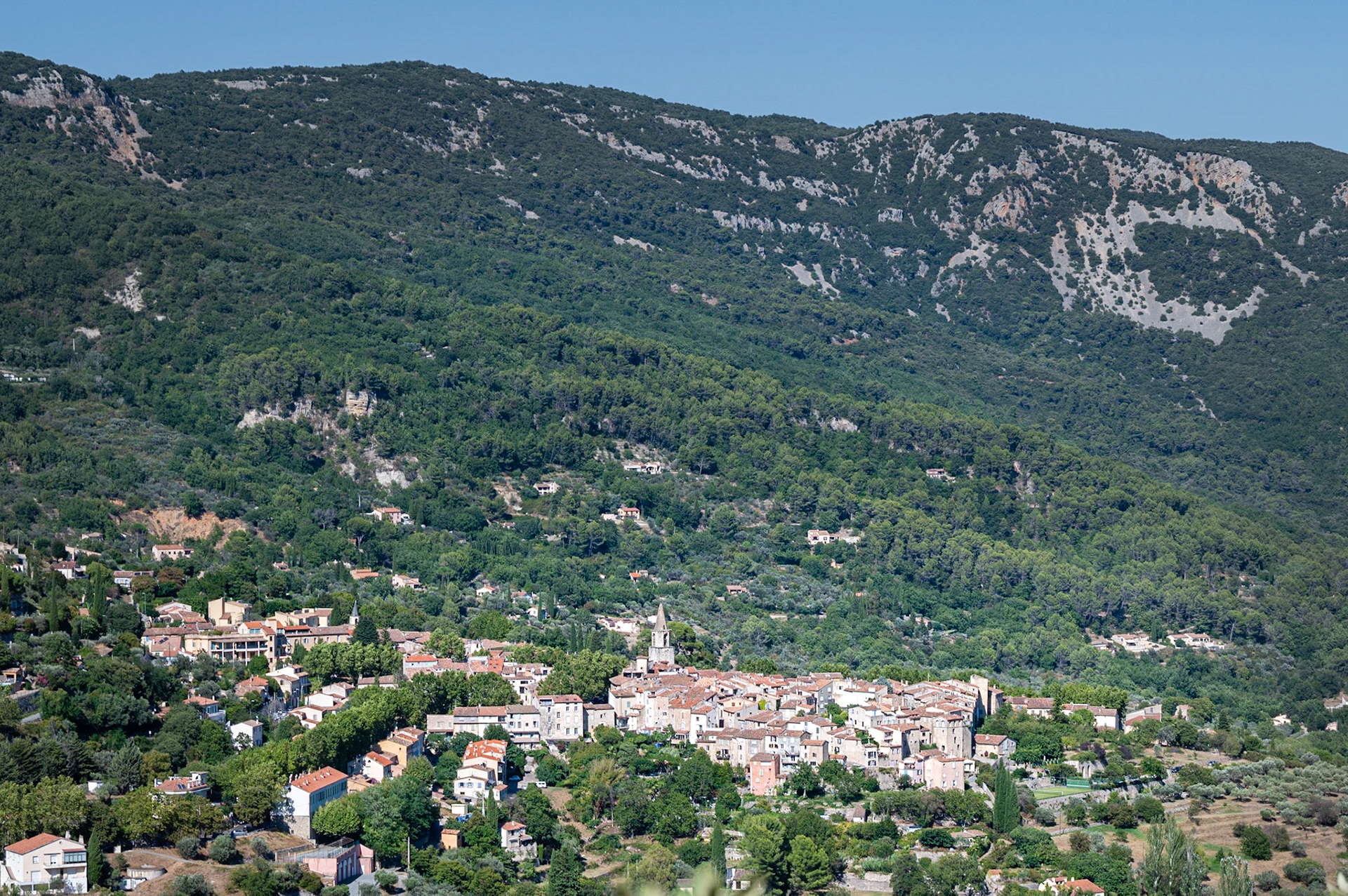 Village 004