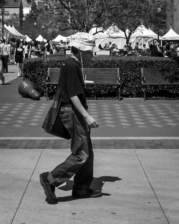 Shot on Sony RX100V in USC Village