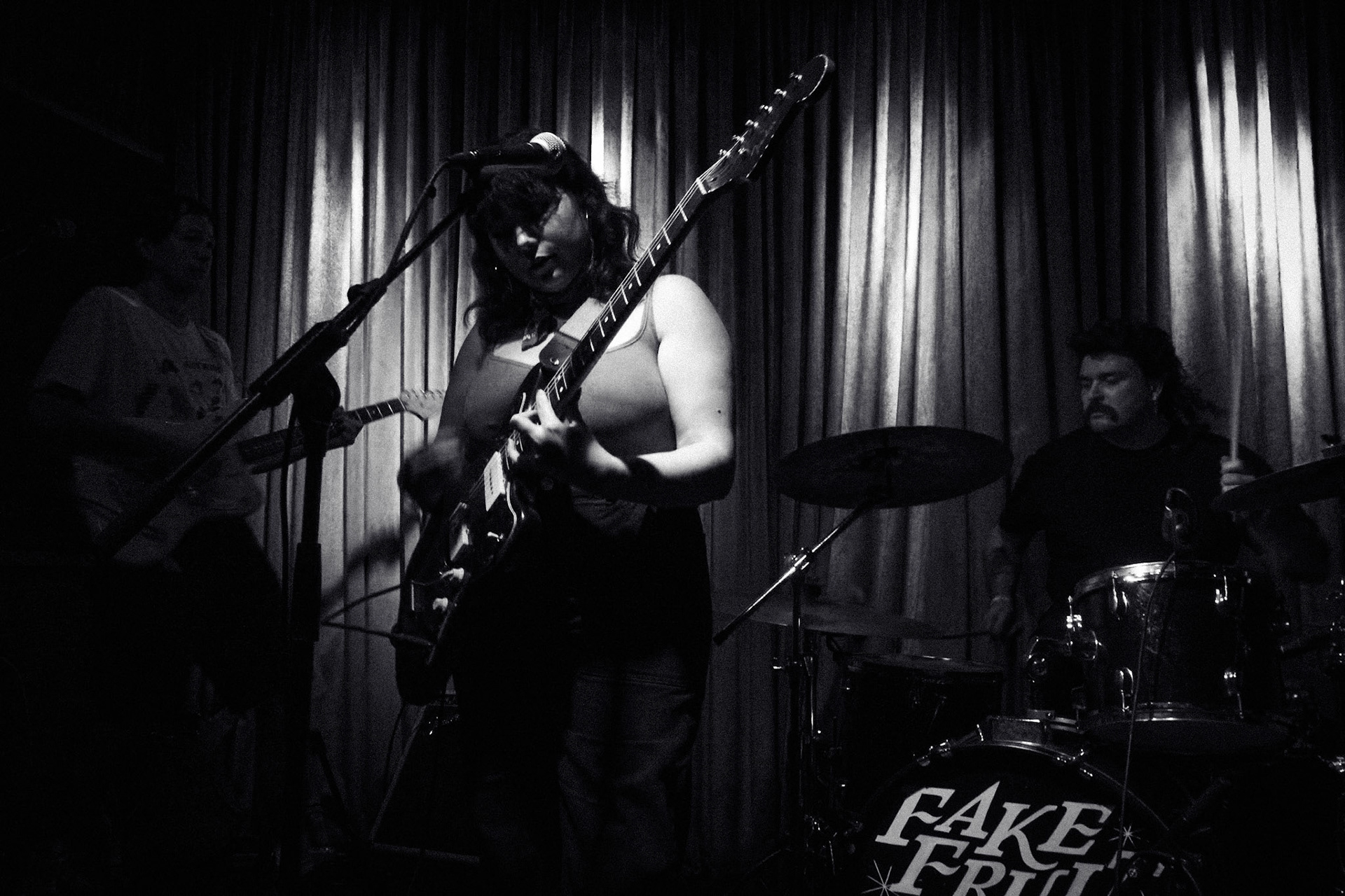 Fake Fruit photographed by Francisco Santiago on 2024.09.26 at Gold Digger Bar in Los Angeles, CA. Shot using a Sony RX100V.