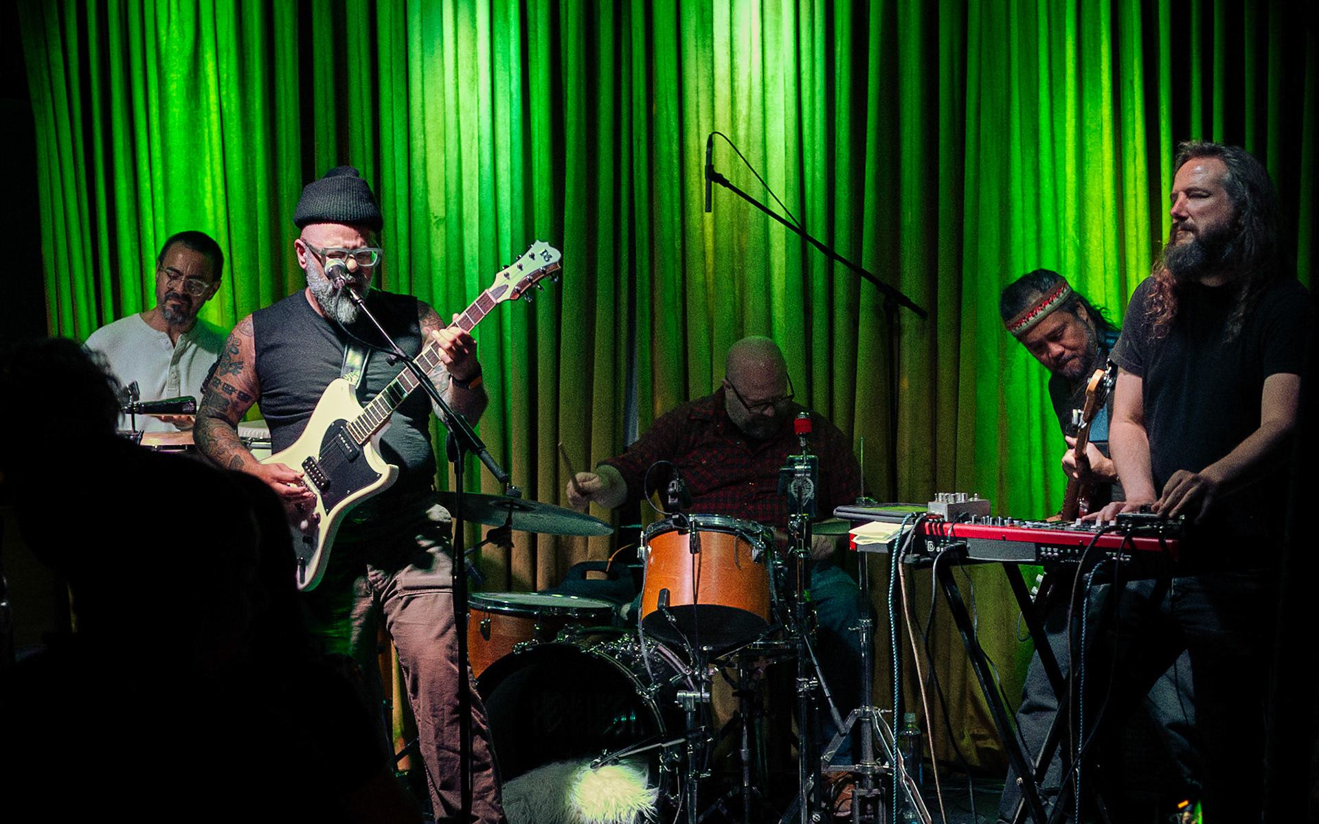 Here Lies Man photographed by Francisco Santiago on 2025.07.11 at Gold Diggers in Los Angeles, CA. Shot using a Sony A7III.