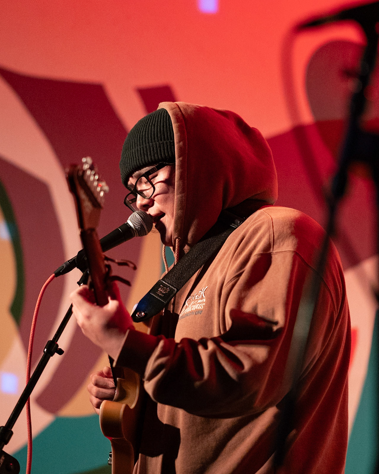 Boodahki photographed by Francisco Santiago on 2025.05.03 at MakeOutMusic in Los Angeles, CA. Shot using a Sony A7III.