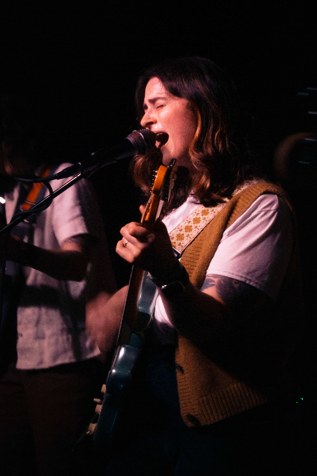 Photographed by Francisco Santiago on 2024.10.04 at Genghis Cohen in Los Angeles, CA. Shot using a Sony RX100V.