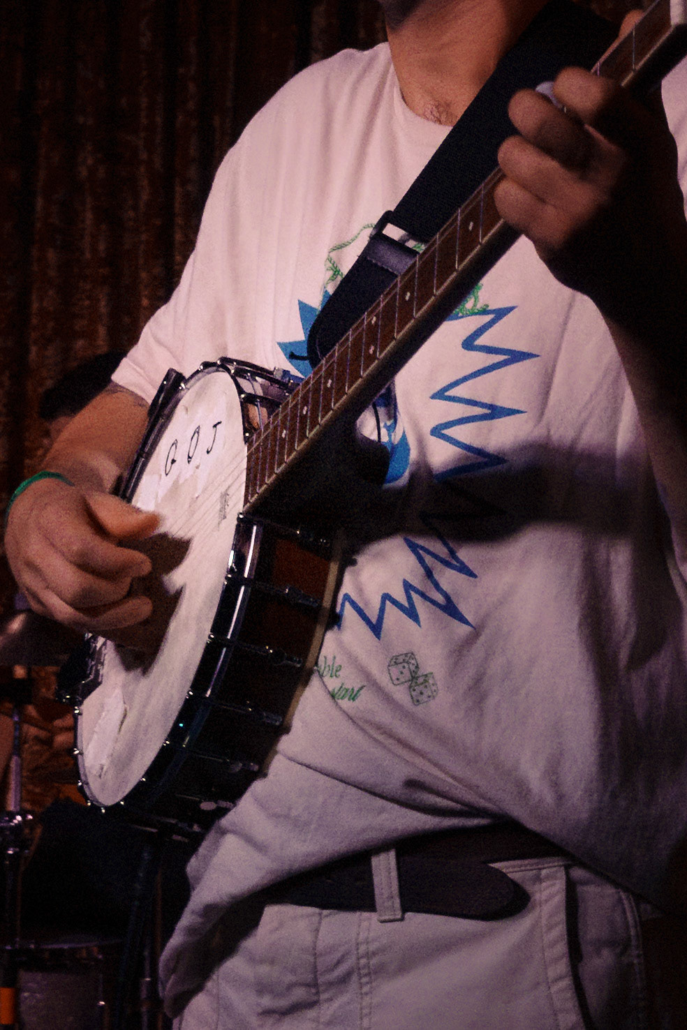 Photographed by Francisco Santiago on 2024.10.04 at Genghis Cohen in Los Angeles, CA. Shot using a Sony RX100V.