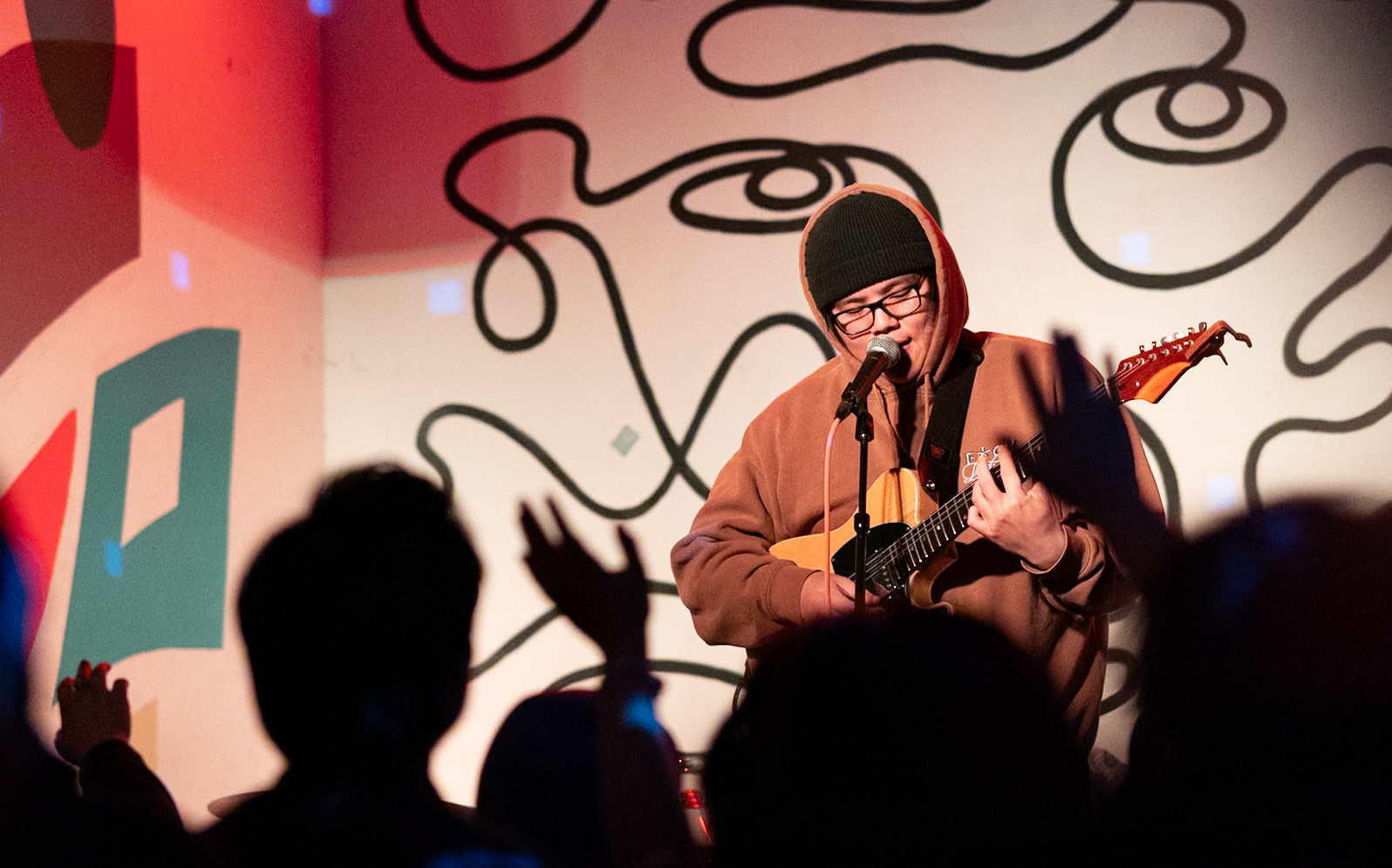 Boodahki photographed by Francisco Santiago on 2025.05.03 at MakeOutMusic in Los Angeles, CA. Shot using a Sony A7III.