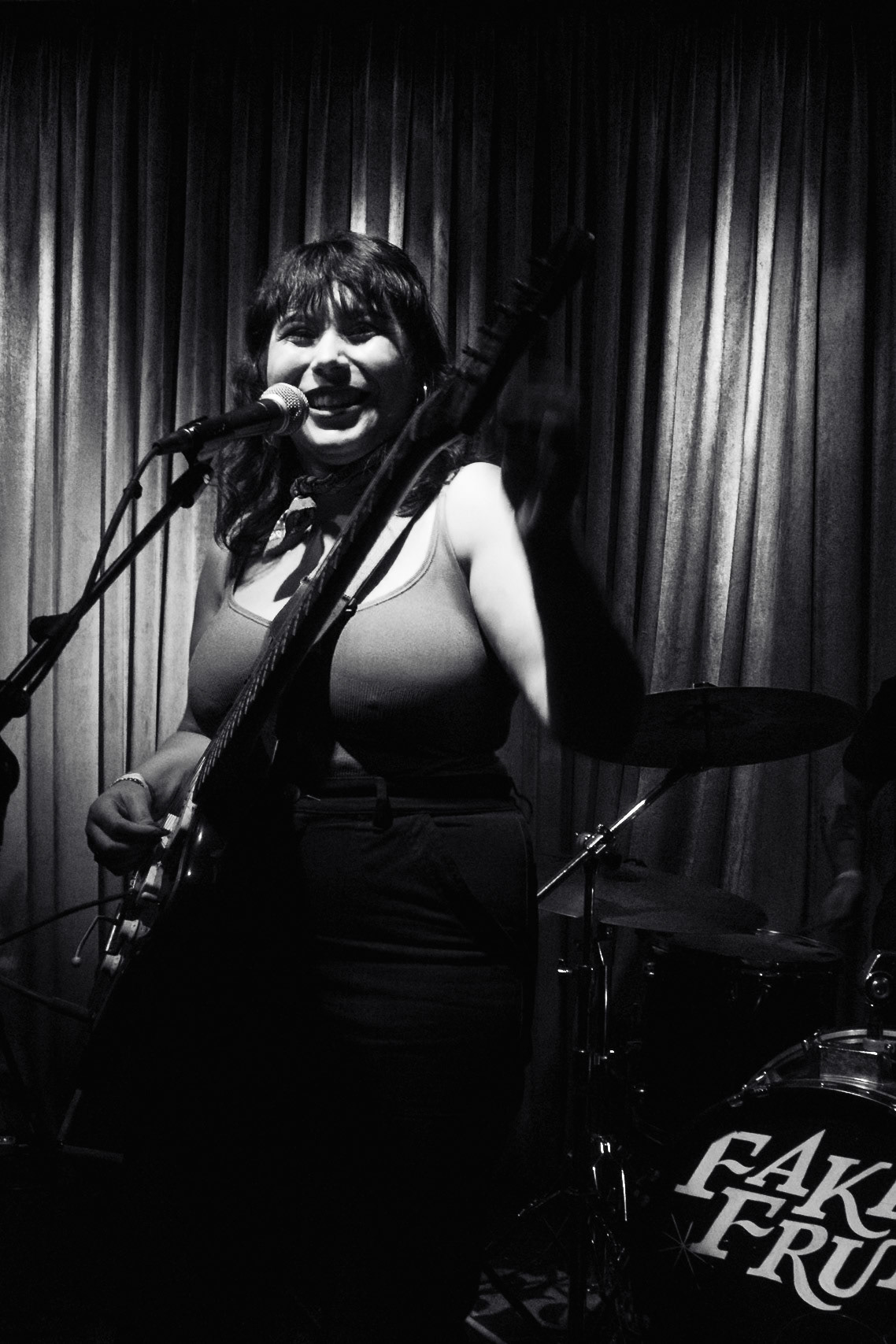 Fake Fruit photographed by Francisco Santiago on 2024.09.26 at Gold Digger Bar in Los Angeles, CA. Shot using a Sony RX100V.