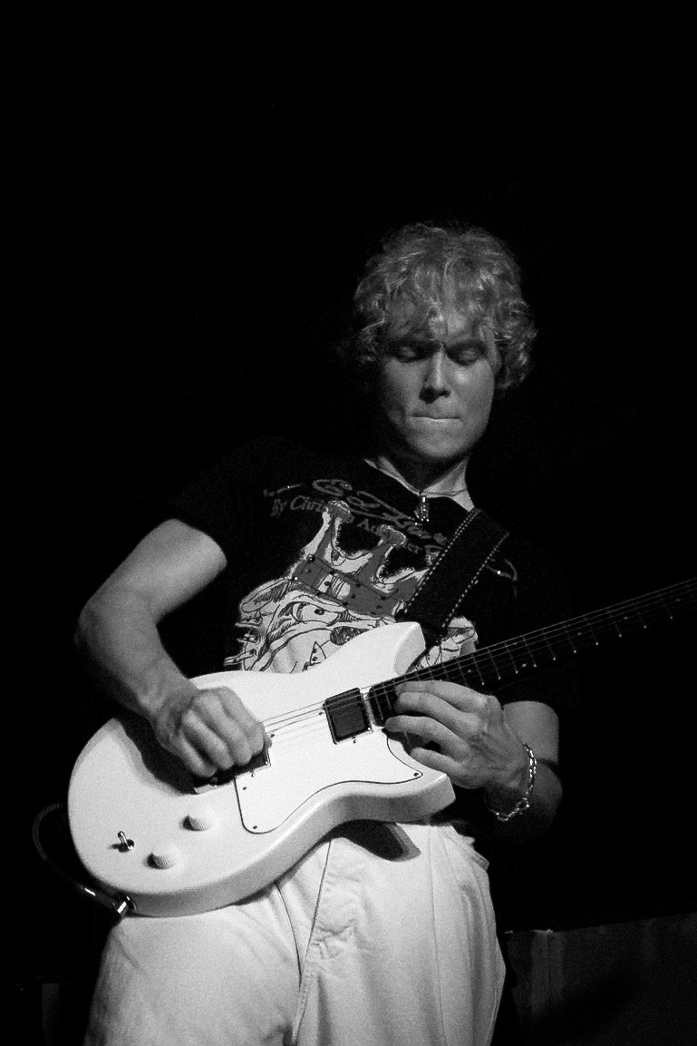 Photographed by Francisco Santiago on 2024.07.12 at The Smell in Los Angeles, CA. Shot using a Sony RX100V.