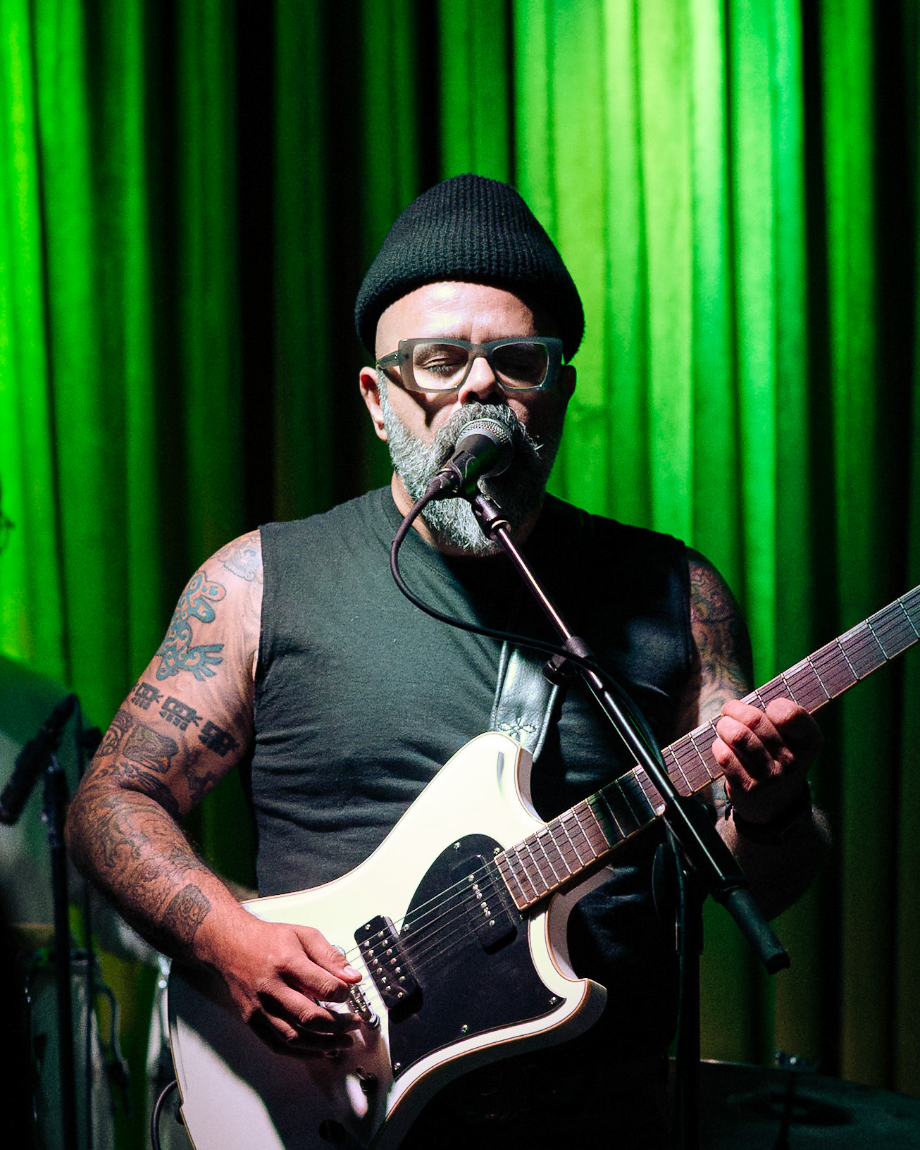 Here Lies Man photographed by Francisco Santiago on 2025.07.11 at Gold Diggers in Los Angeles, CA. Shot using a Sony A7III.