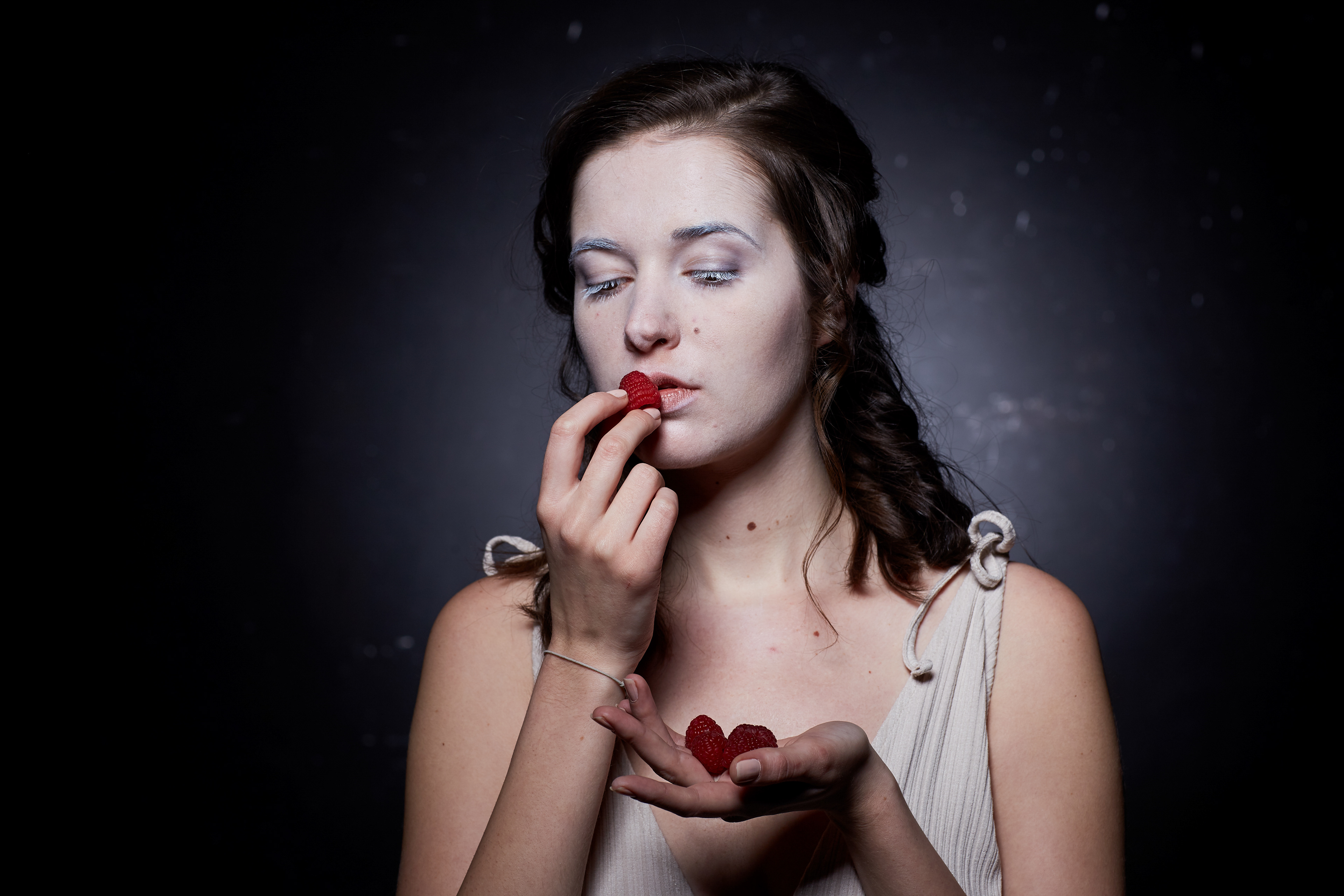 BALLADYNA FOTOGRAFIA TEATRALNA TEATR SLOWACKIEGO W KRAKOWIE KATZRAYNA ZAWISLAK DOLNY ALINA SZCZEGIELNIAK RAFAL SZUMERA MARCIN SIANKO