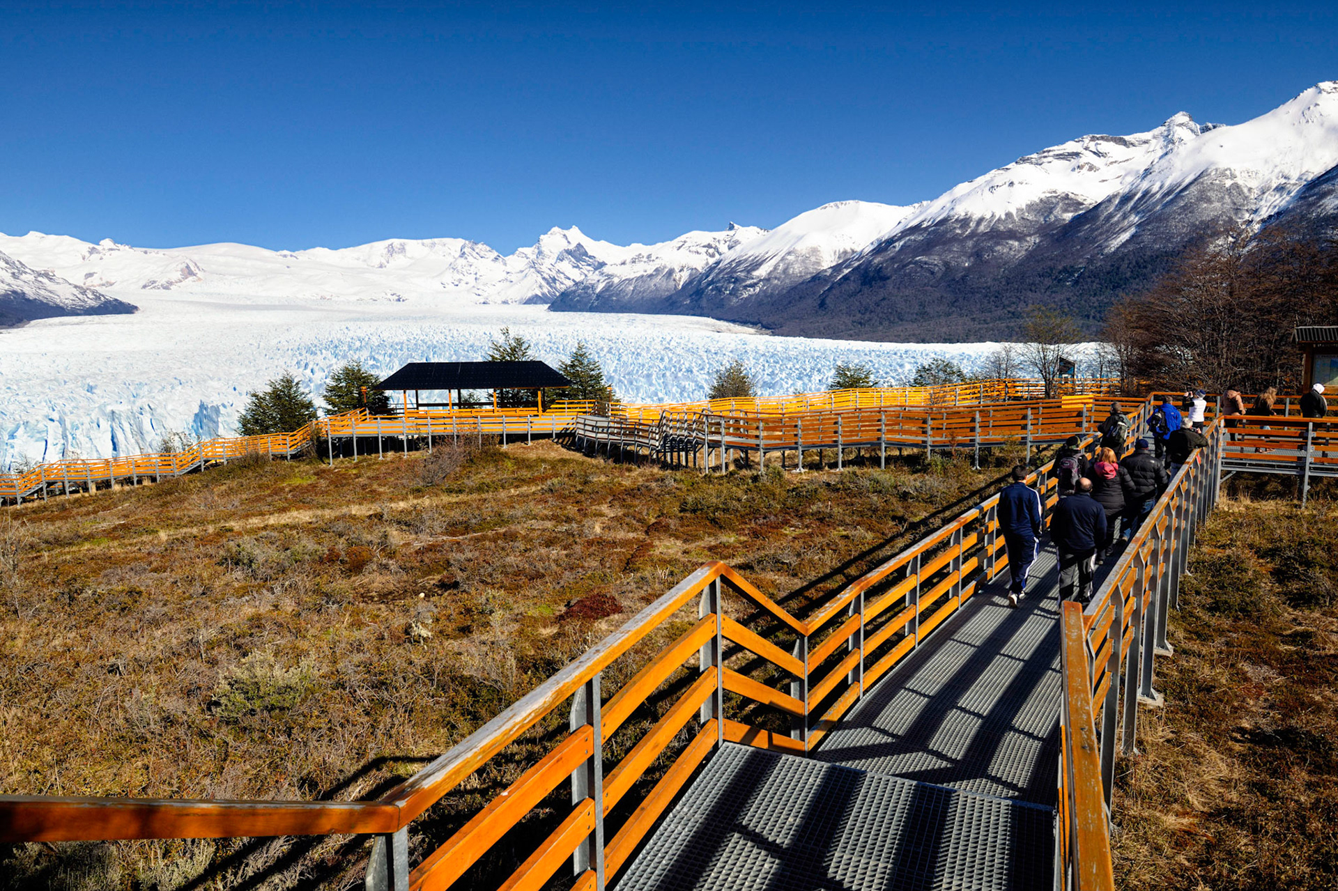 Walkway to Perito Moreno Glacier
