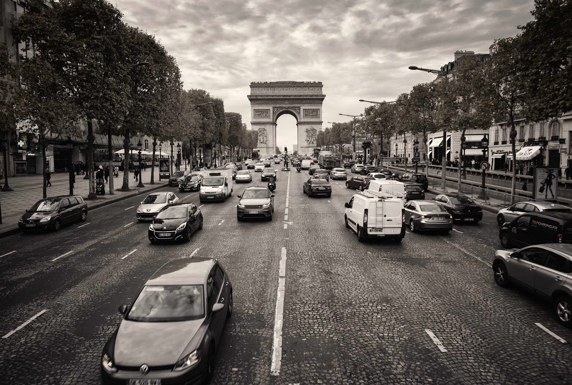 Arc de Triomphe as seen from Av. des Champs-Élysées
