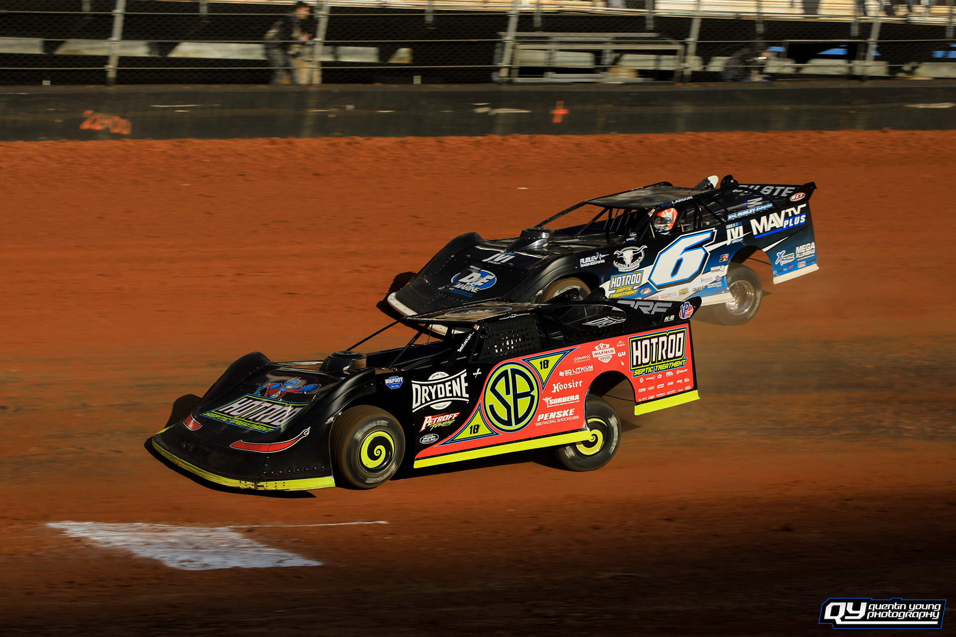 #0 Scott Bloomquist. #6 Kyle Larson. Bristol Dirt Nationals. 3/20/21.