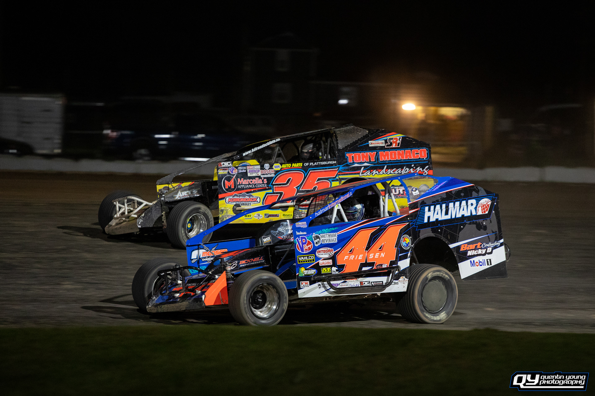 #44 Stewart Friesen. #35 Mike Mahaney. Land of Legends Raceway SDS. 8/4/21