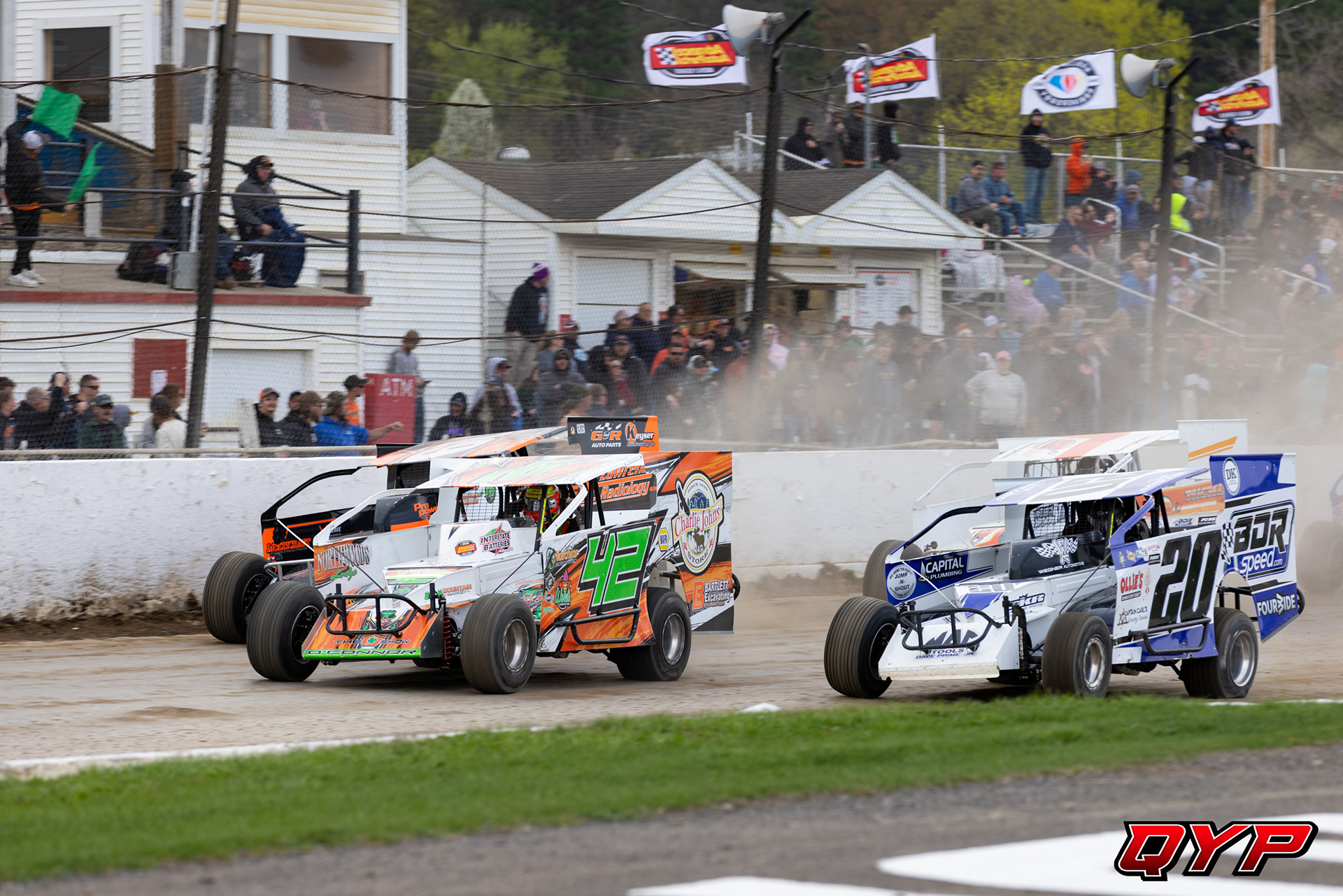#42 Tucker O'Conner. #20 David Shilling. Fonda Speedway. 4/22/23