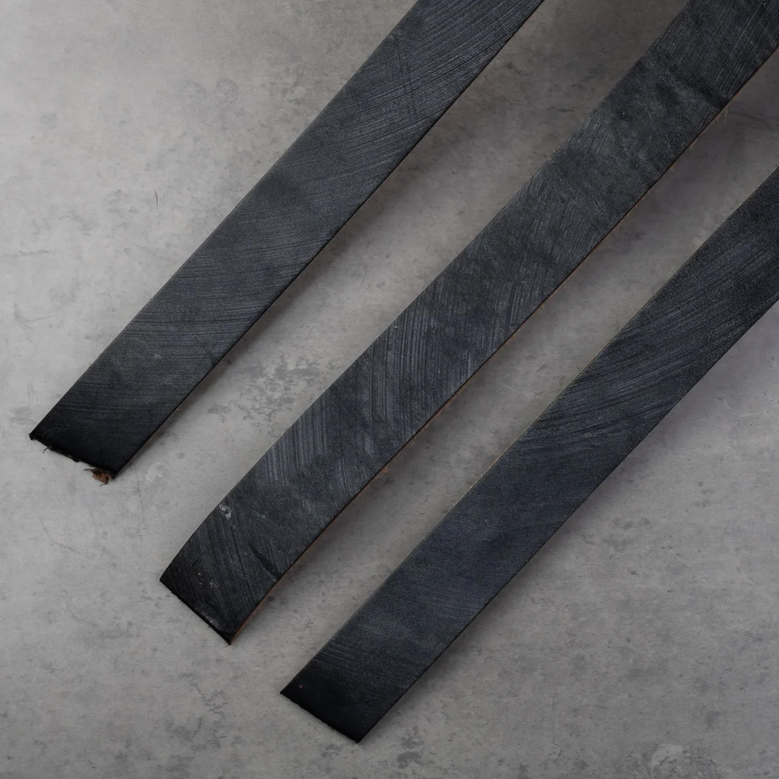 BLACK: 4.0-5.0mm (25mm, 32mm, 38mm & 40mm widths)