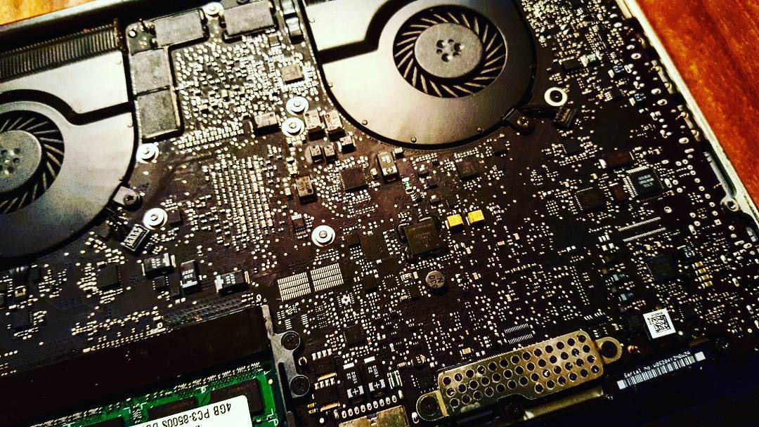MacBook Pro Insides