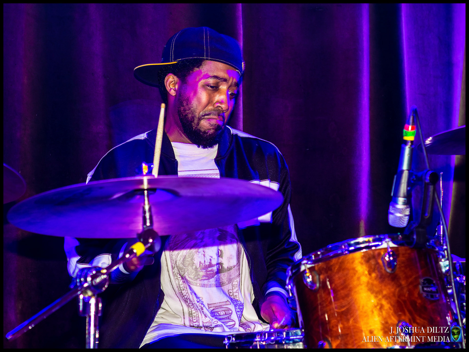 Seattle Hip hop musical Legend Roc Fizzle busts the kit at Mo' Jam Mondays.  [Seattle, October 2019]  J. Joshua Diltz, Alien Aftermint