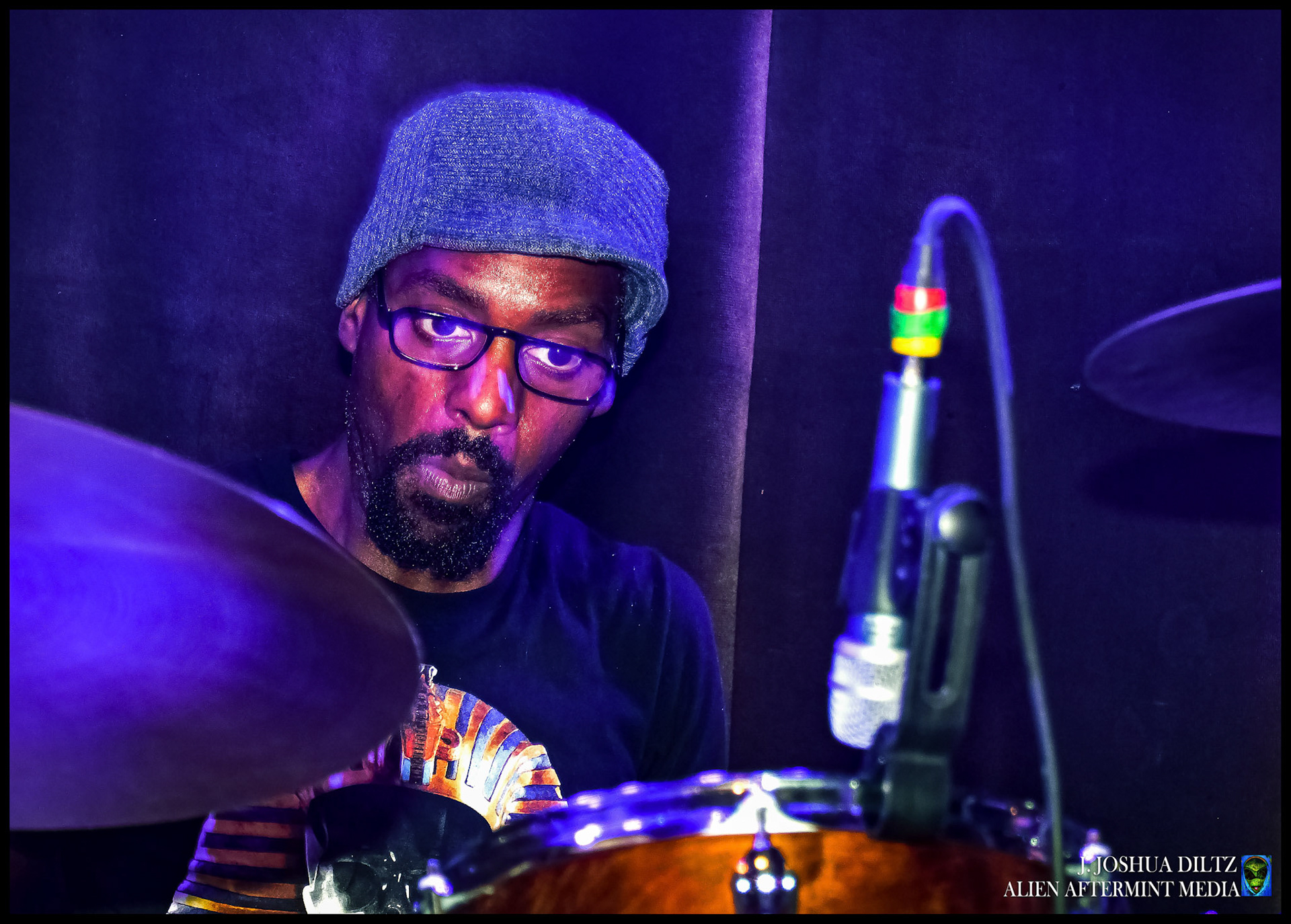 Raoul Hardin brings his style and charisma to the stage at Mo' Jam Mondays.  [Seattle, October 2018]  J. Joshua Diltz