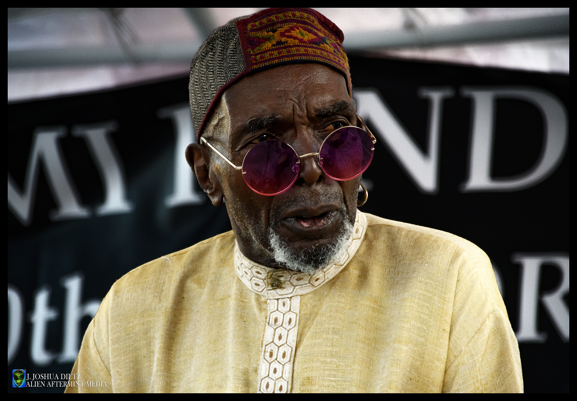 Legendary percussionist @iamjumasultan who played alongside @jimihendrix at Woodstock plays a tribute to his friend at @officialjimihendrix50th in Seattle. . Photo: @alienaftermint #JJOSHUADILTZ . . . #jumasultan #jimihendrix #woodstock #music #art #culture #legend #icon #musician #percussion #nikon #concertphotography #history #style #seattle