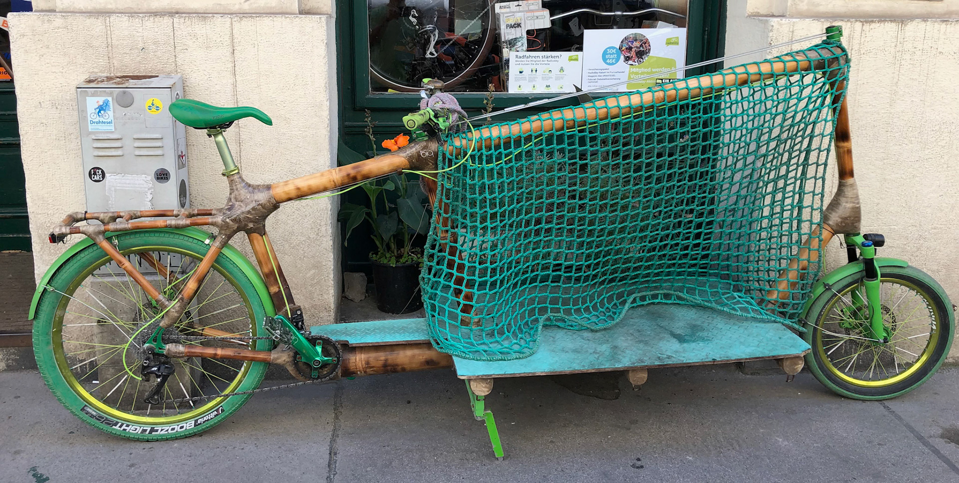 Bamboo Frame Grocery Delivery Bike, Vienna