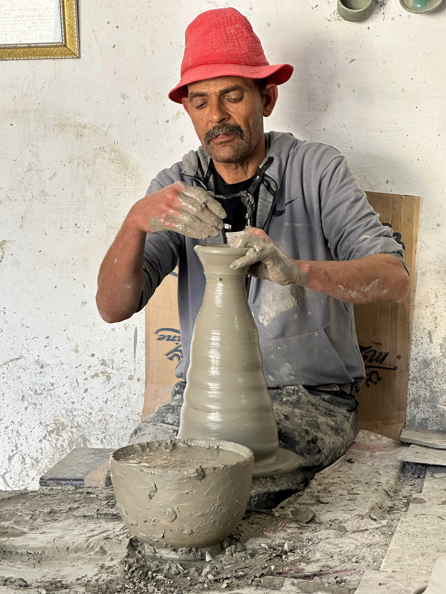 Potter, Fes Ceramics Manufacturer