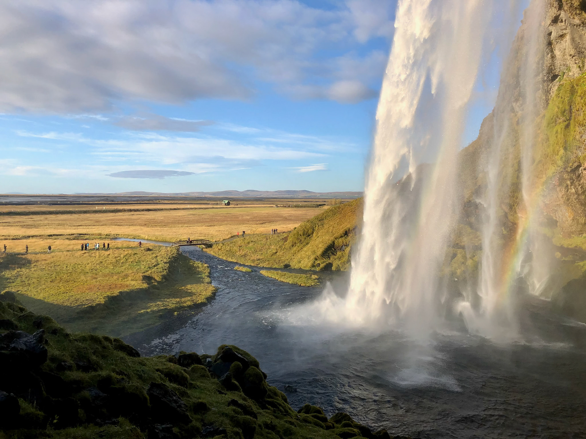 Seljalandsfoss waterfall