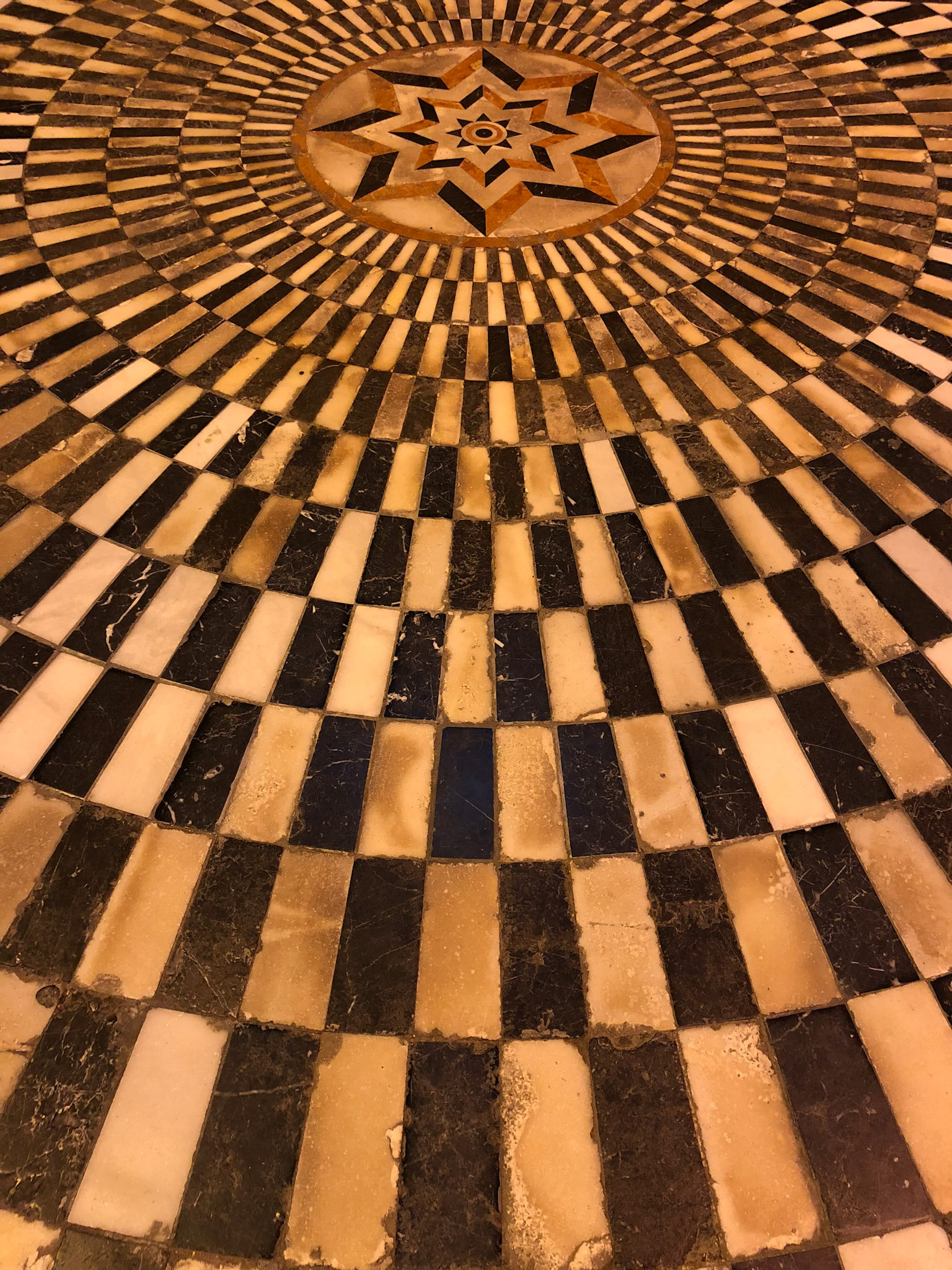 Holy Funerary Chapel of El Salvador del Mundo  - Detail