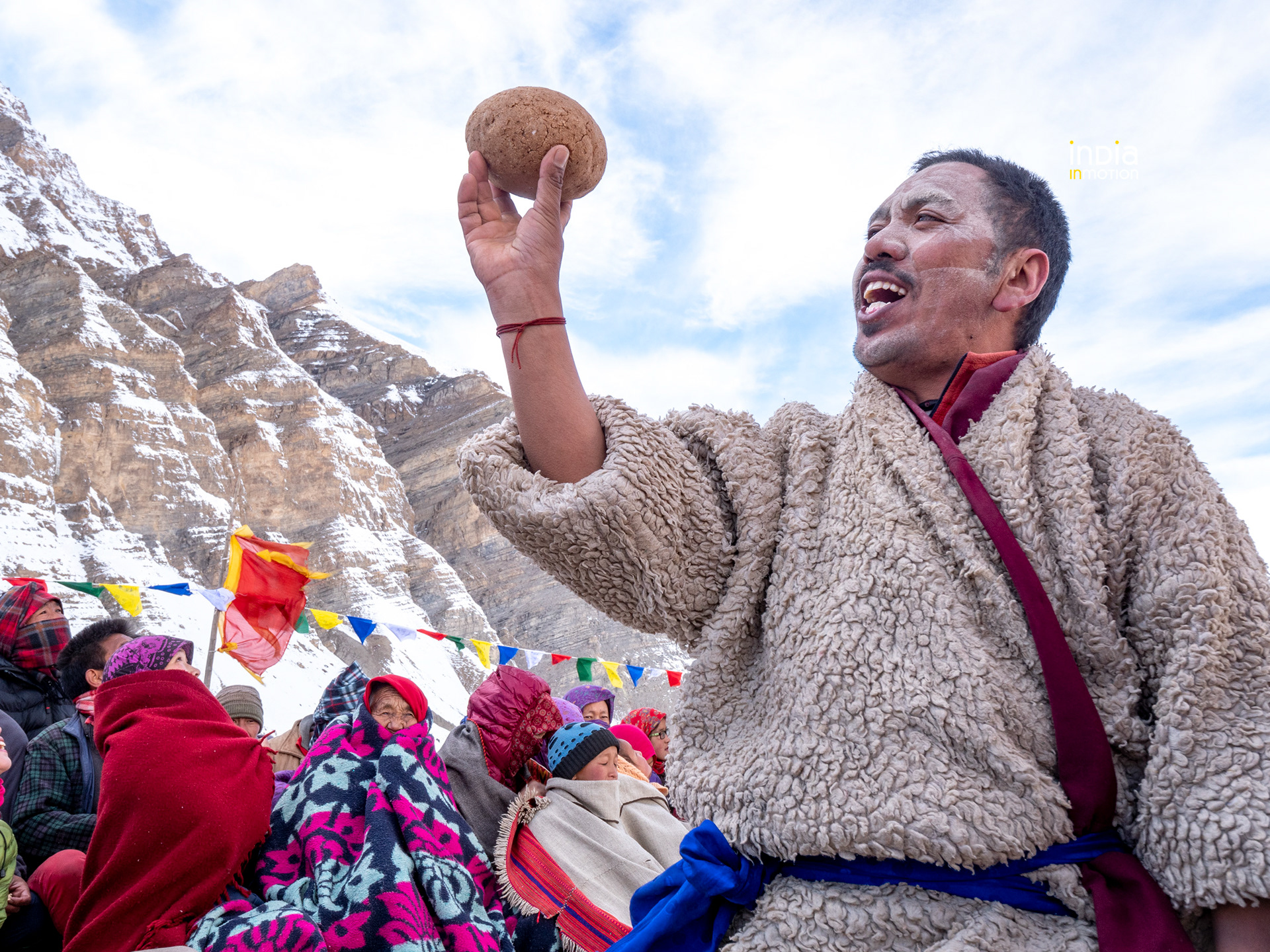 A Buzhen lama performer