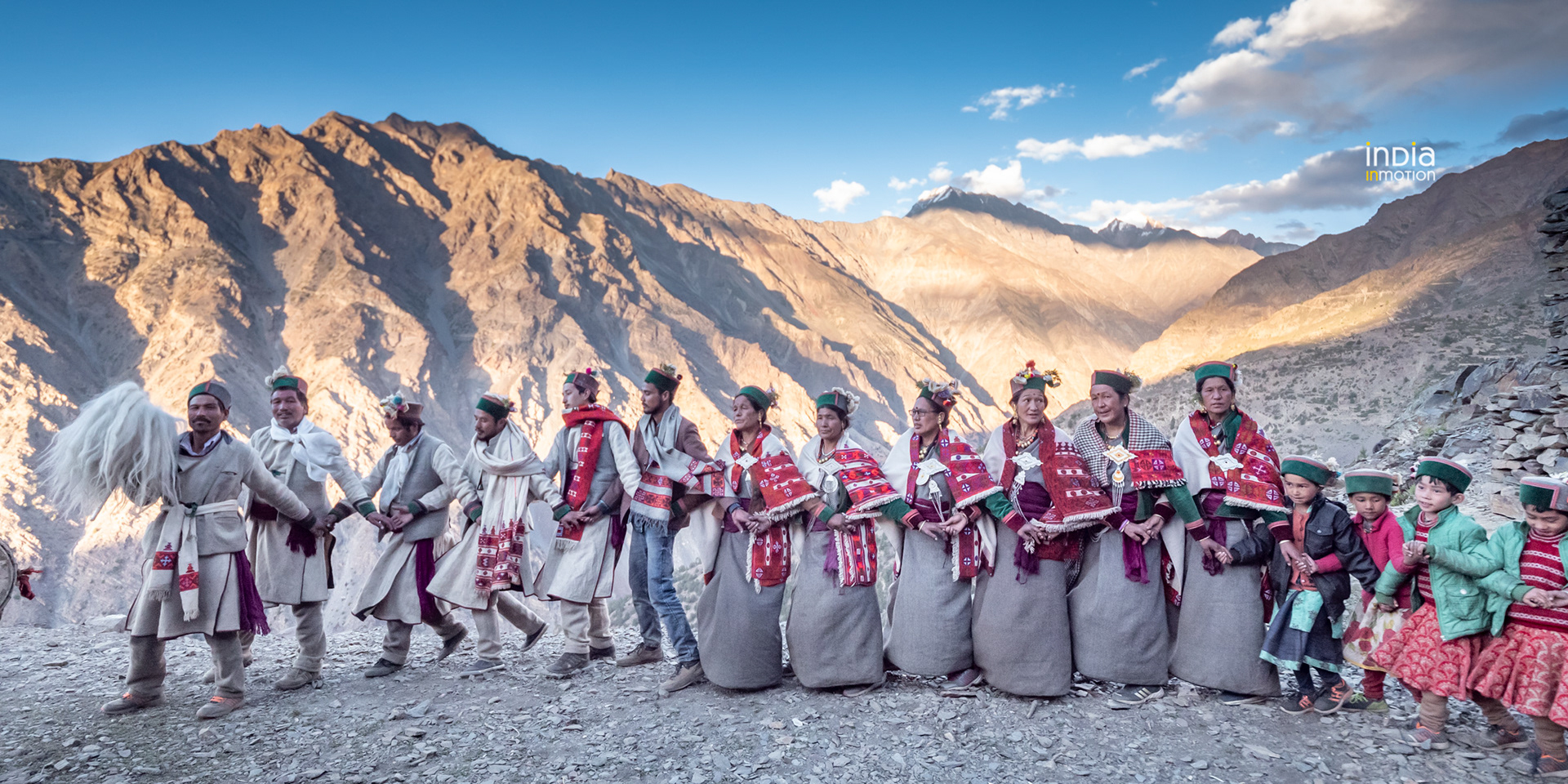 The Kayang dance with young and the old