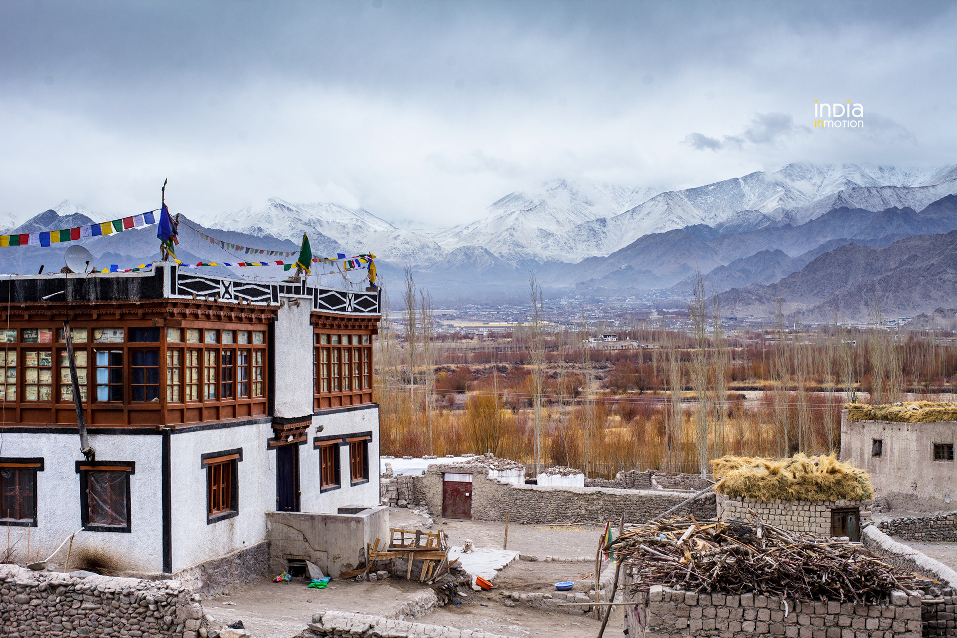 A beautiful Ladkahi house in Winter.