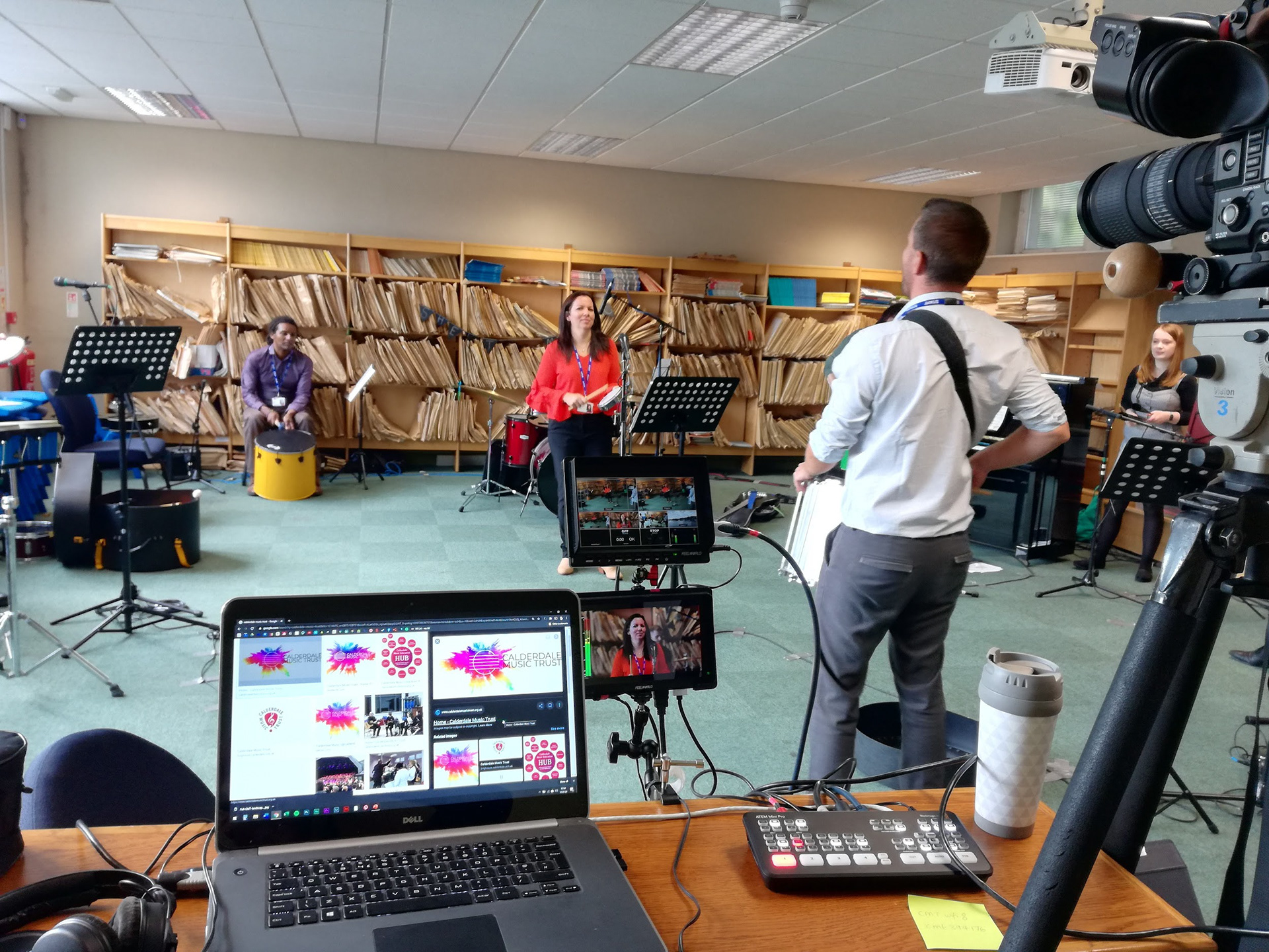 Livestreaming musical presentation