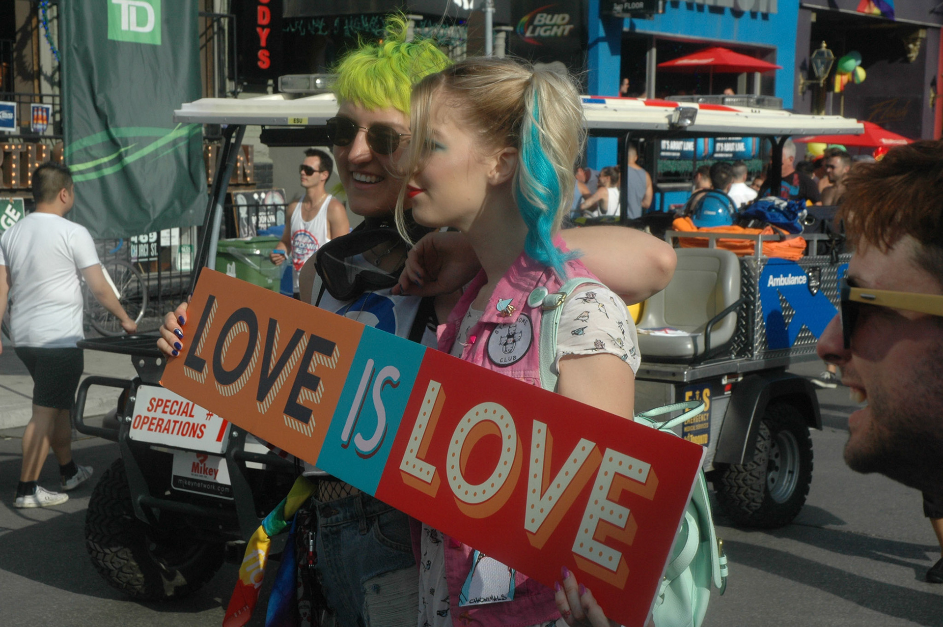PrideTO_BearGarden_AndrewKaszowski_126