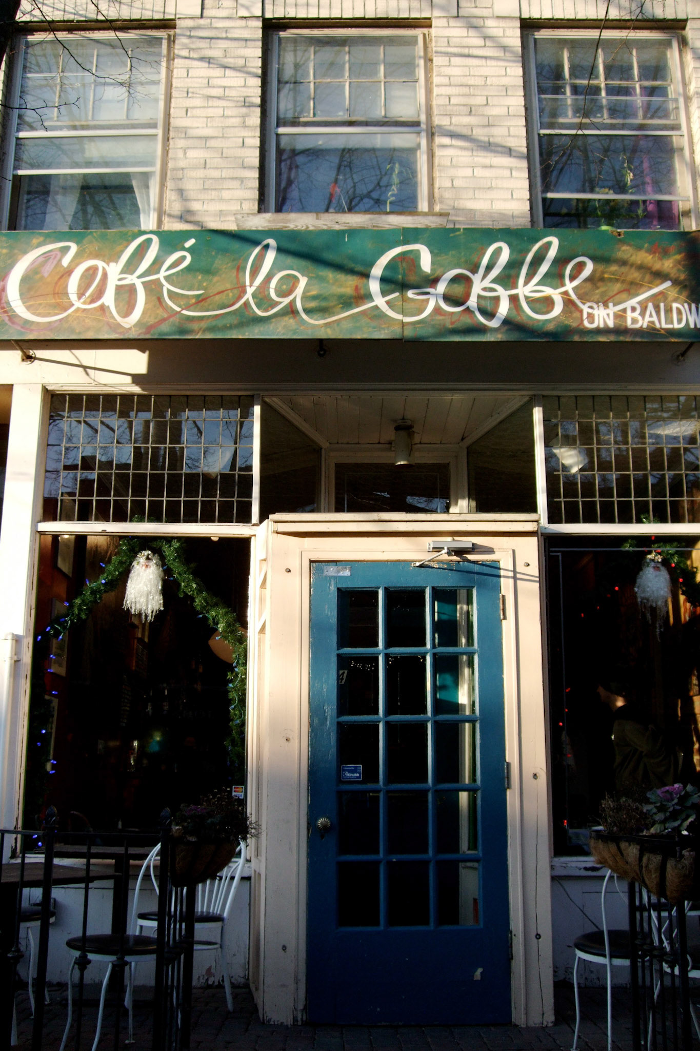 Our brunch venue on Baldwin Street: Cafe la Gaffe. Kid you not; best omelet I've ever (EVER) had