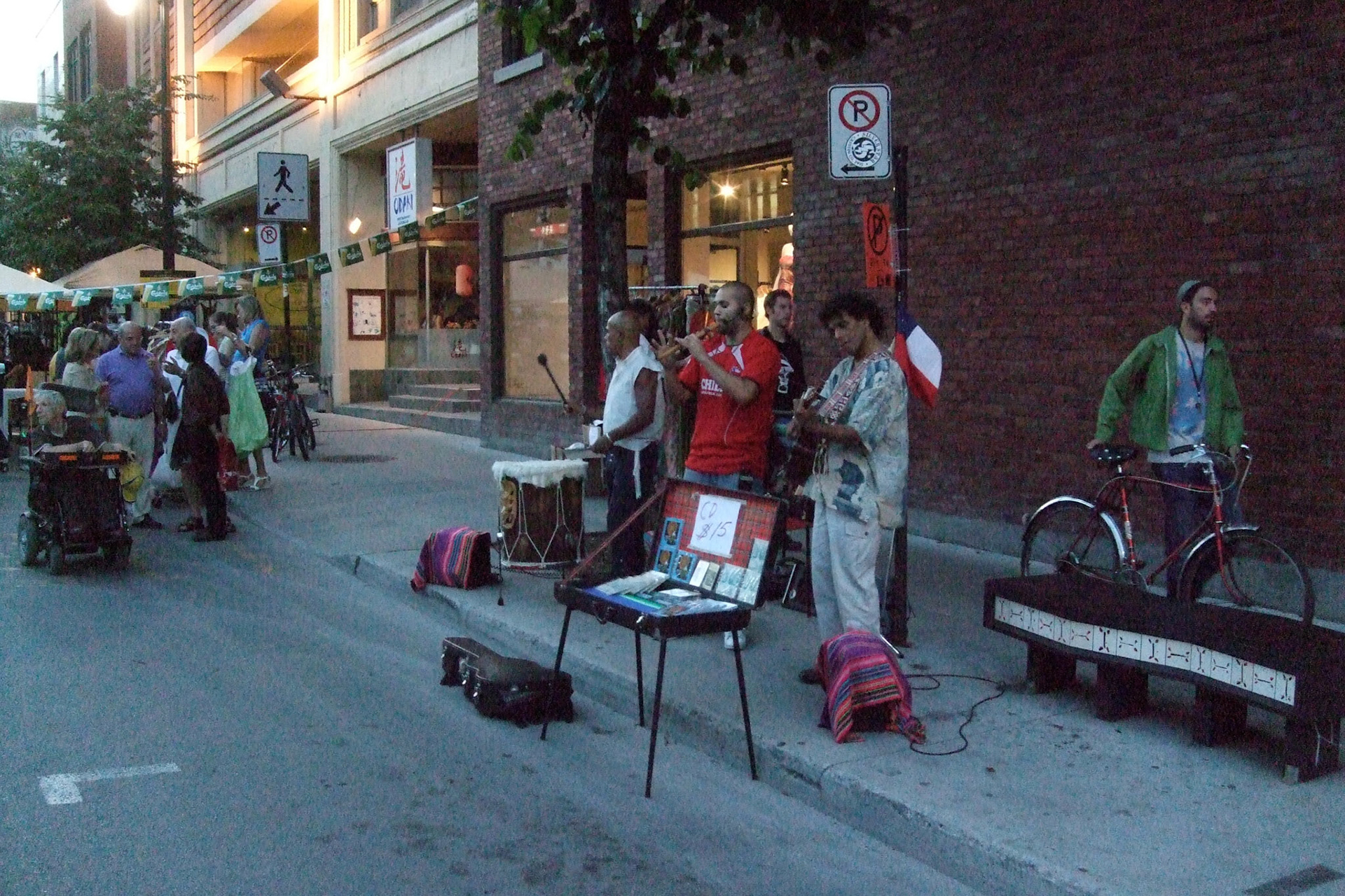 Buskers aplenty along Saint Laurent during the street festival