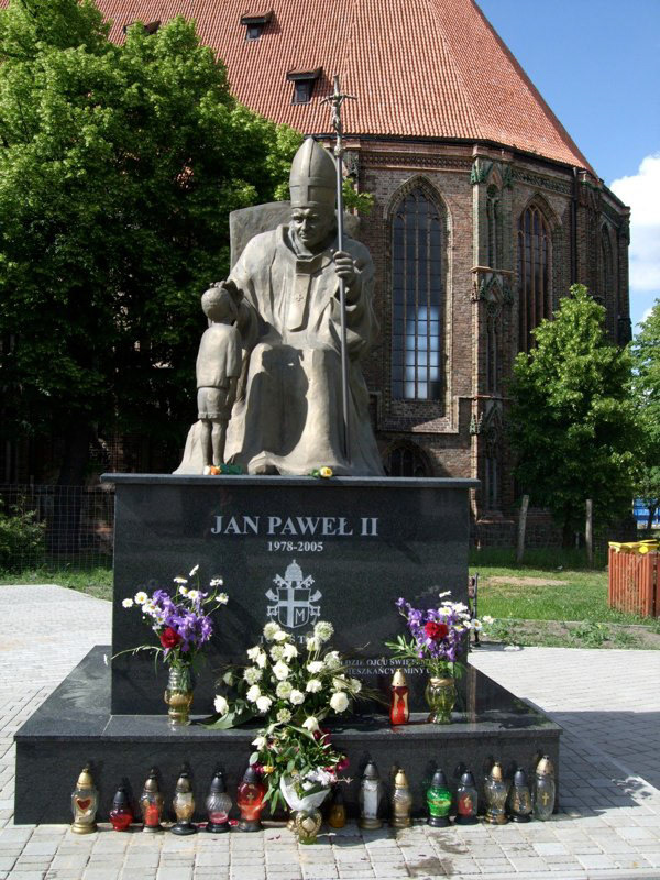 Poland - First Impressions &amp; Chojna