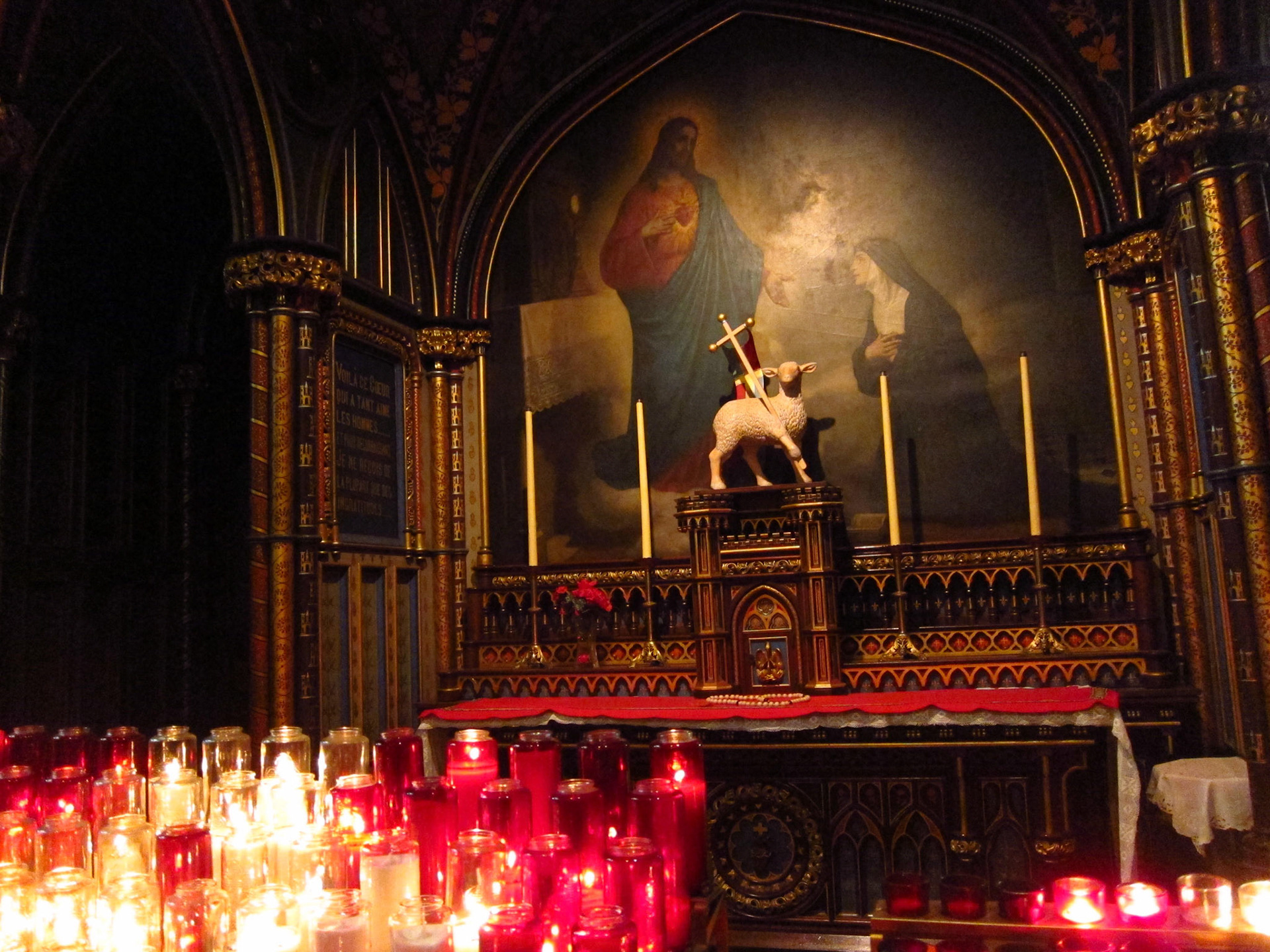 Quiet space at Notre-Dame Basilica