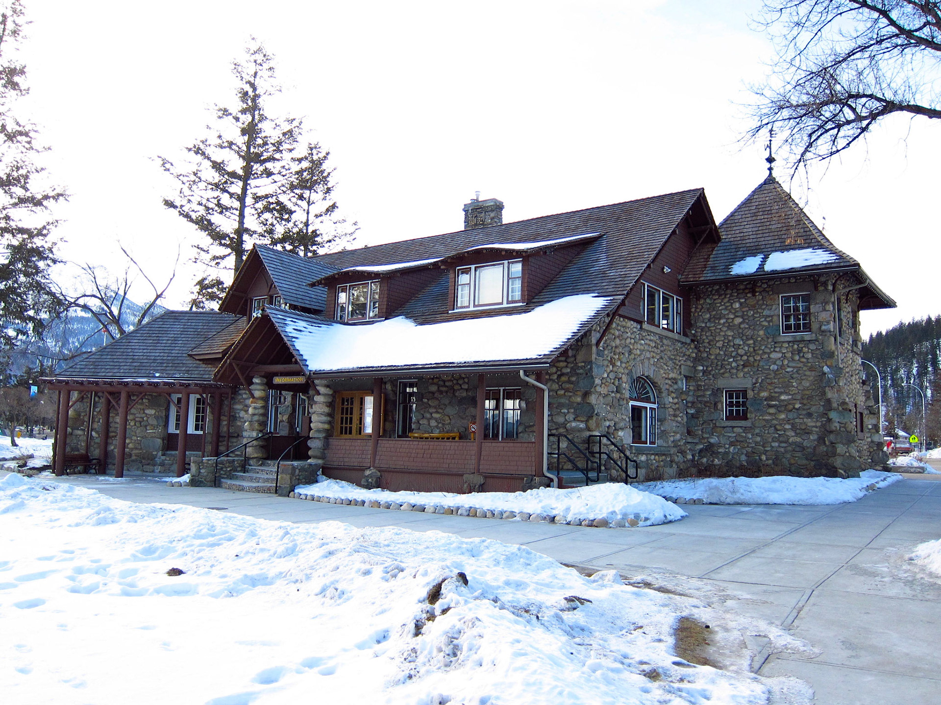 The stone and timber historic Jasper National Park info centre