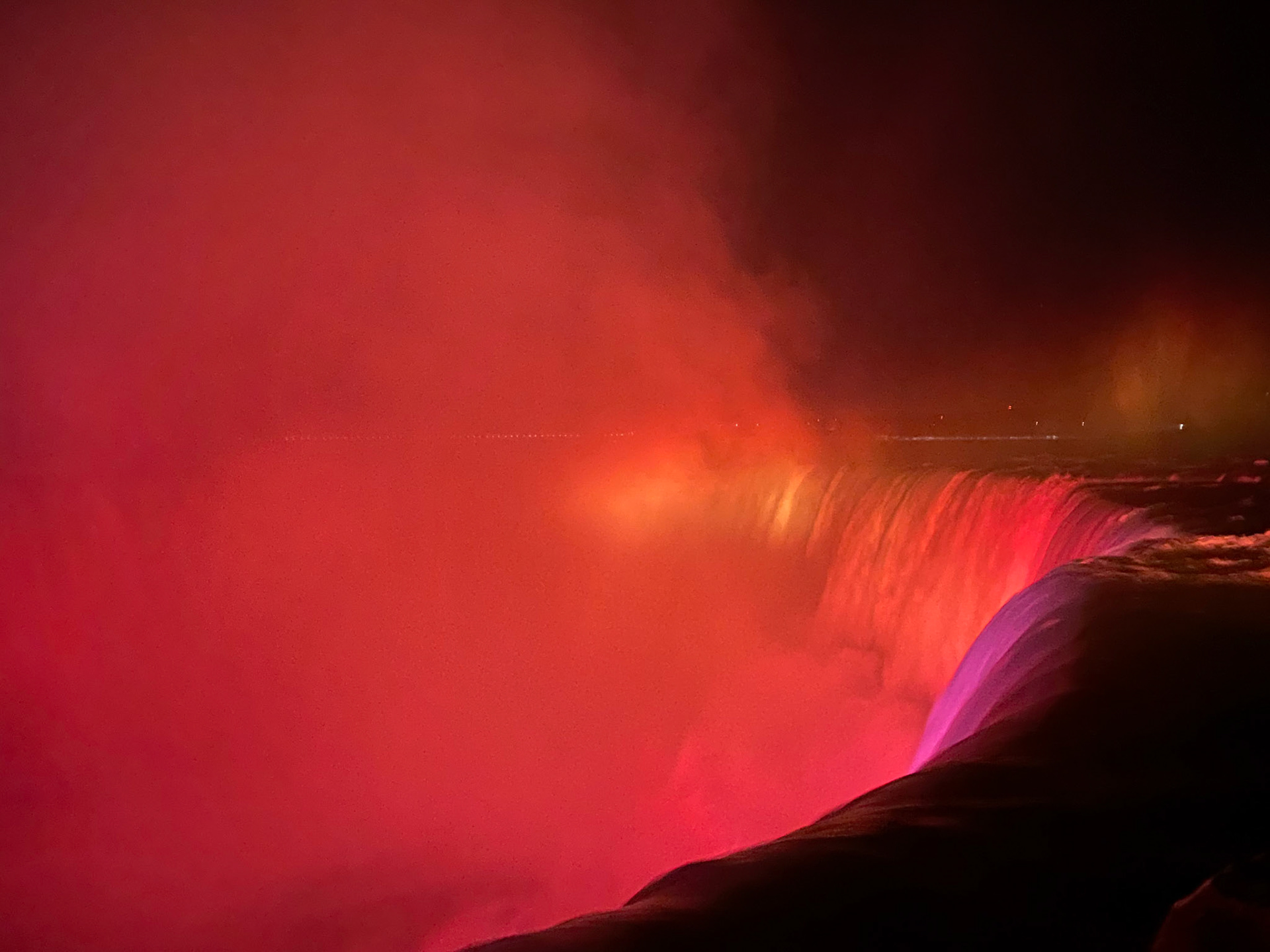 Niagara Falls in red and pink