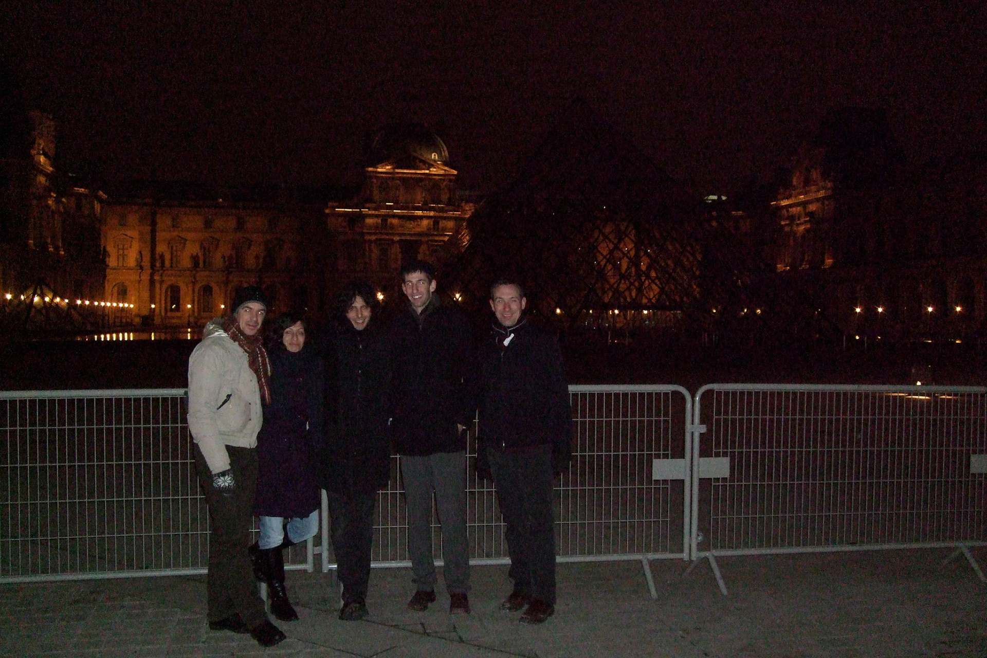 We chatted with a few travellers from Italy. In sum; a pretty awesome New Year's night
