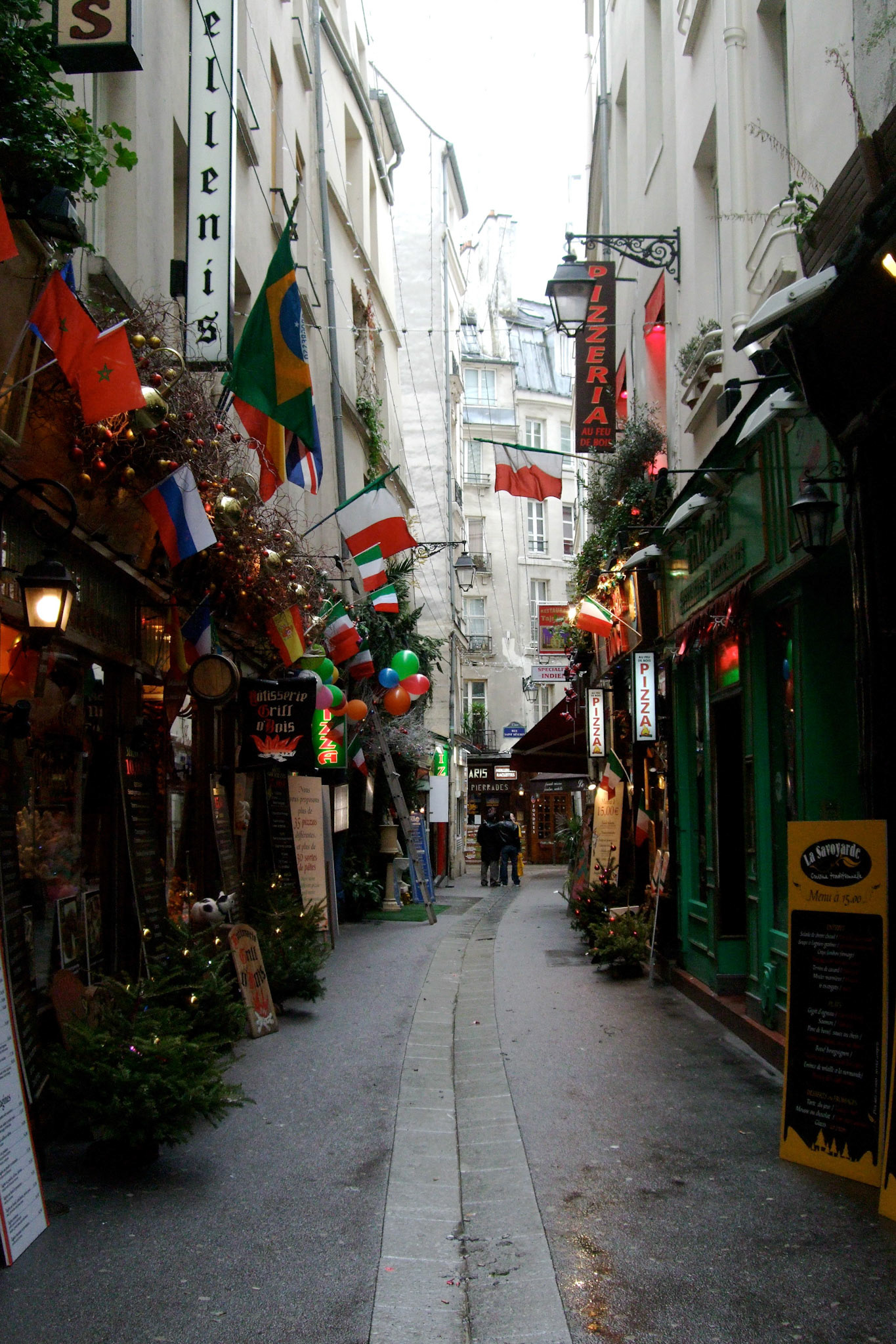 The crazy narrow, ancient streets of the Latin quarter near Notre Dame