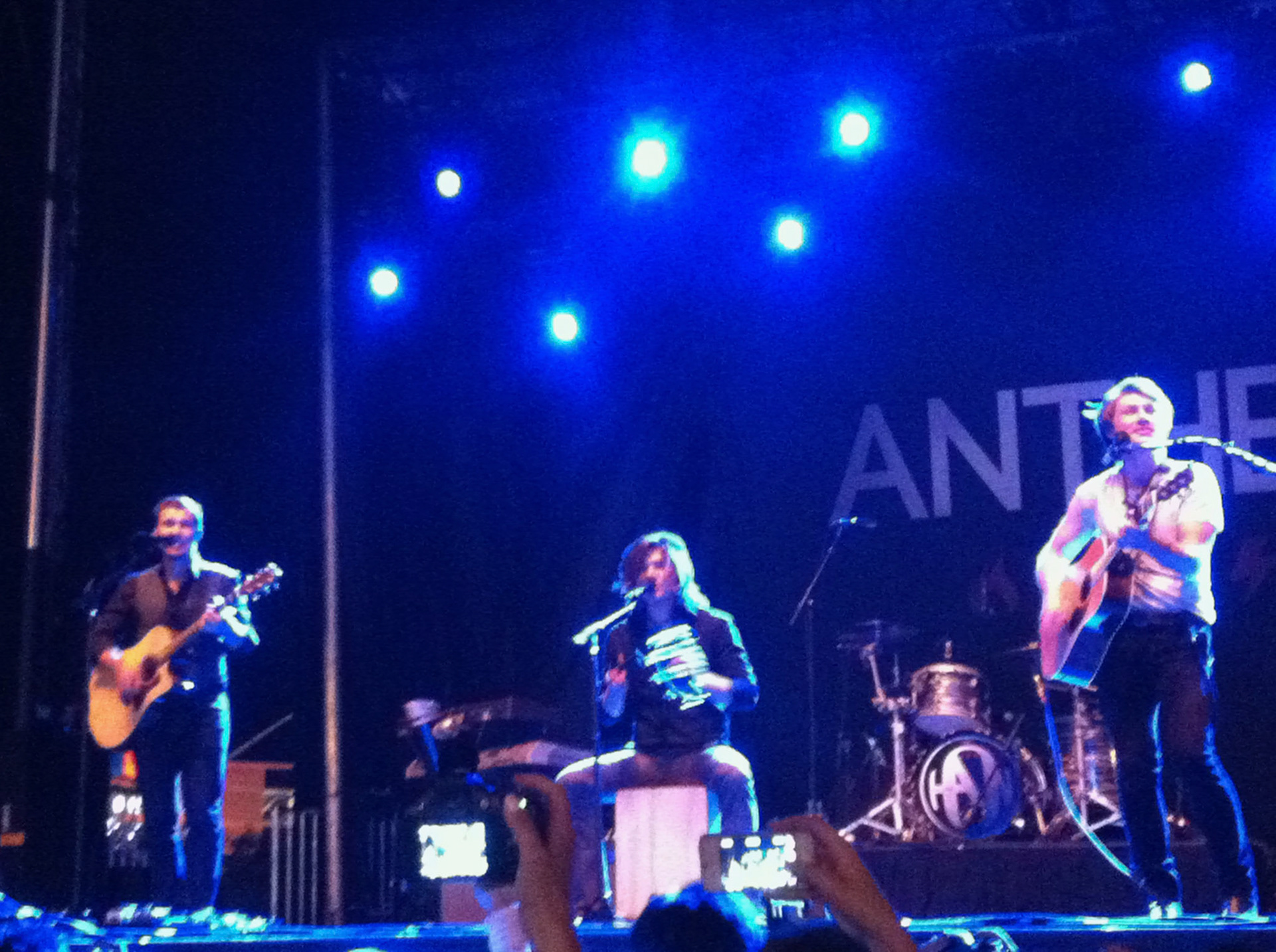 Hanson's awesome concert - Western Fair 2013