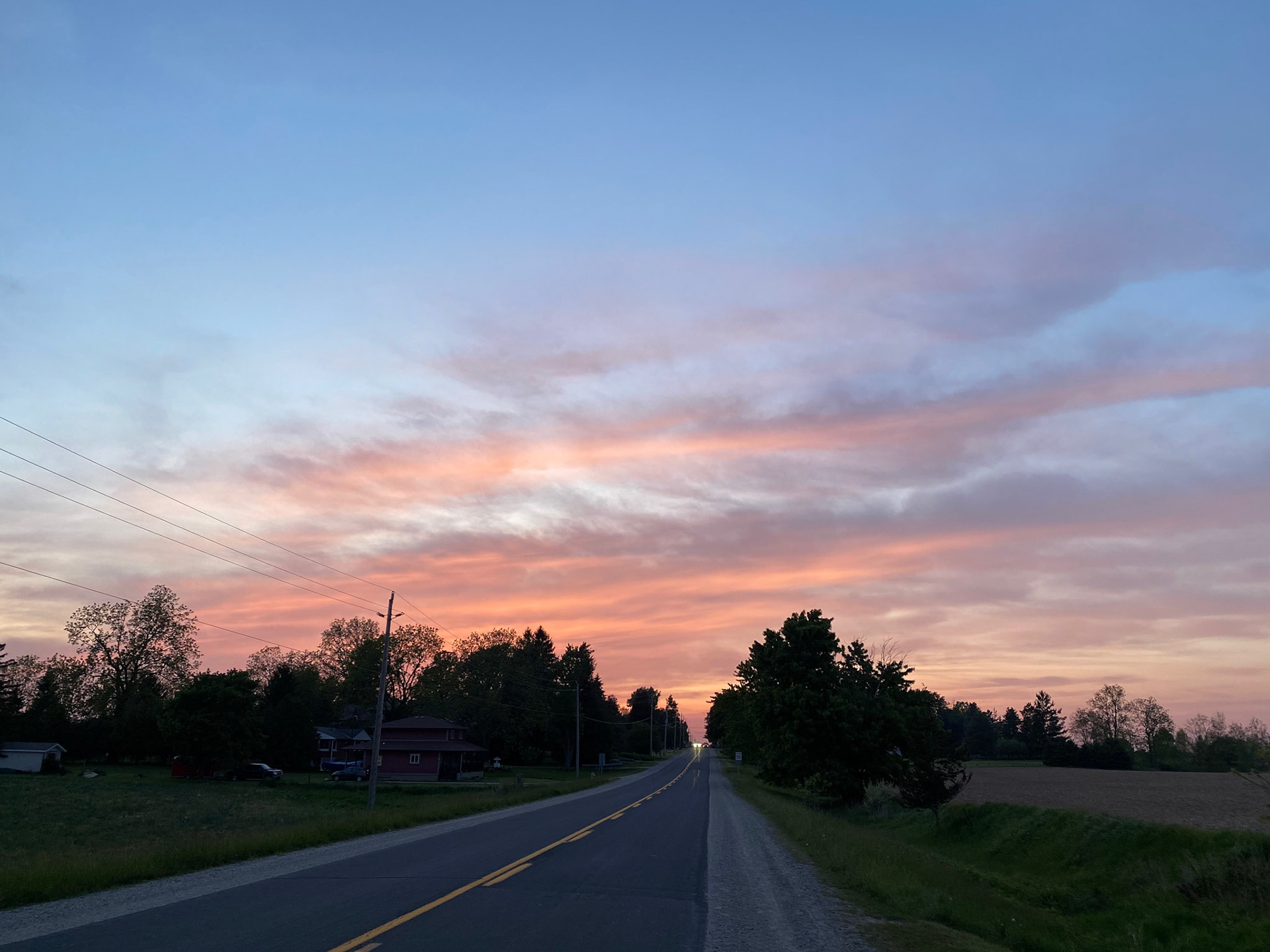 Visiting with Emerson at Laurence's B&amp;B in Iona