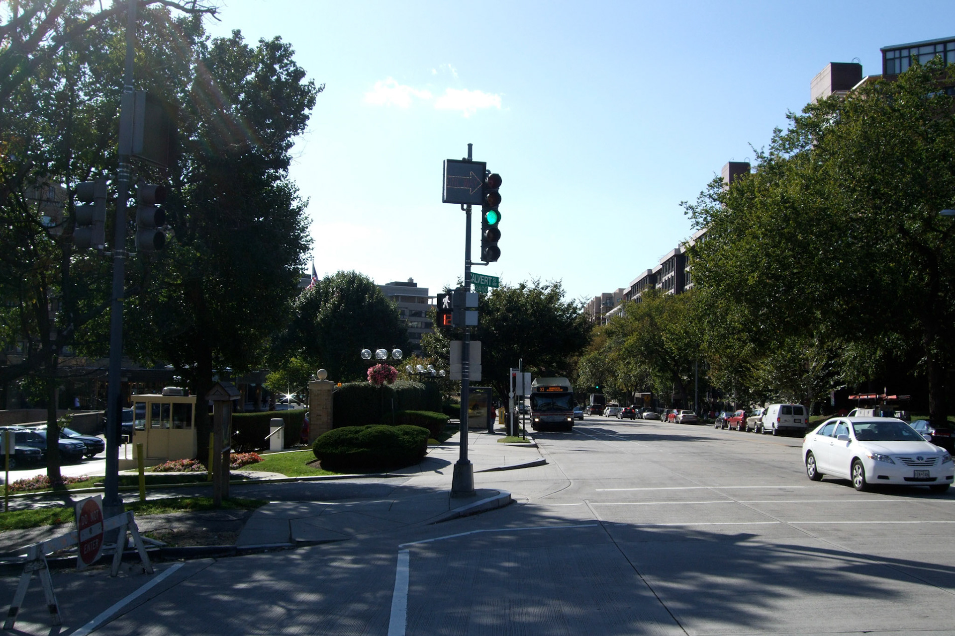 Beautiful urban vibe to the neighbourhood near my hotel in Washington