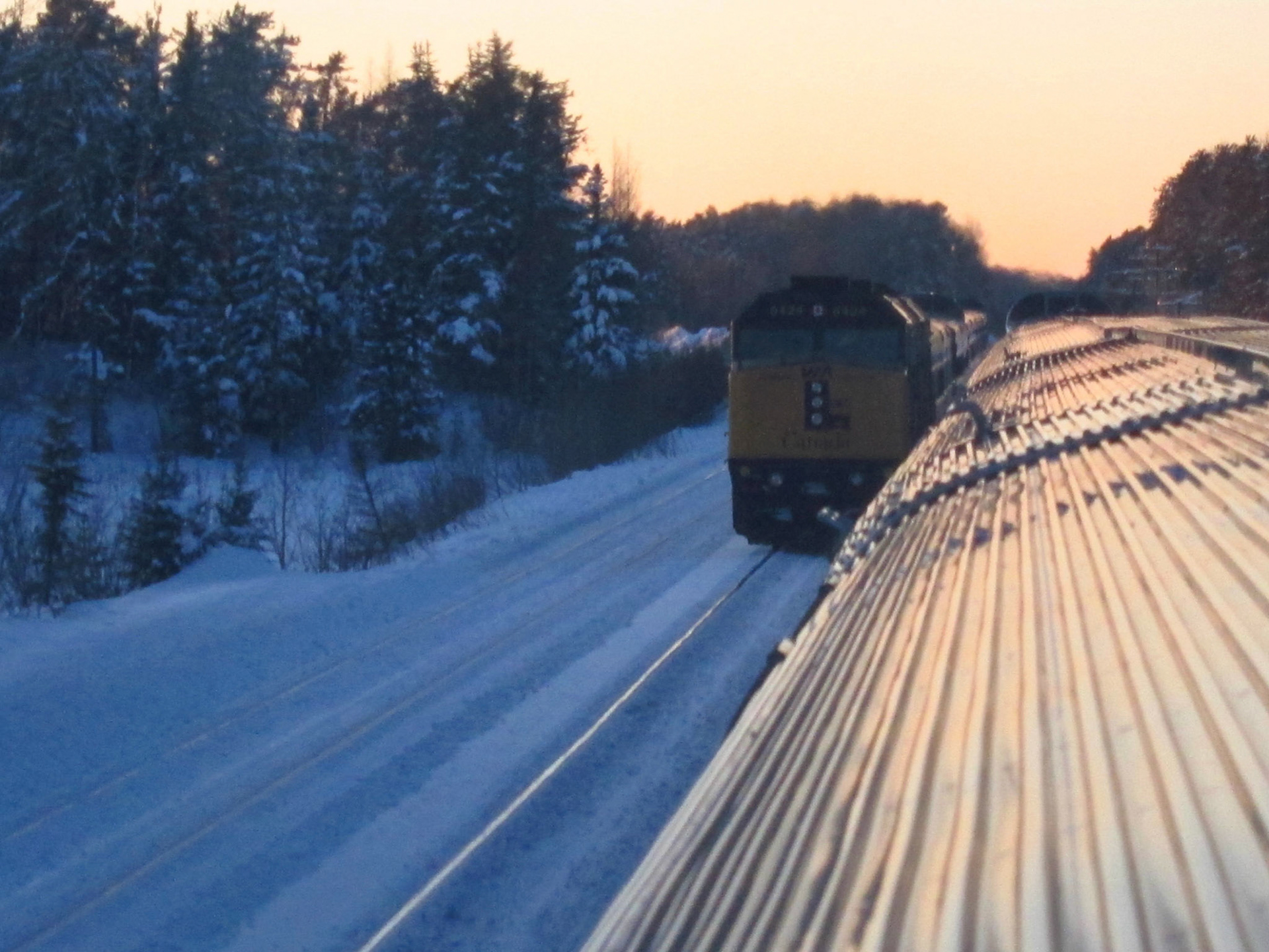 A special moment on the transcontinental journey: the Westbound and Eastbound Canadians meet. Hello!