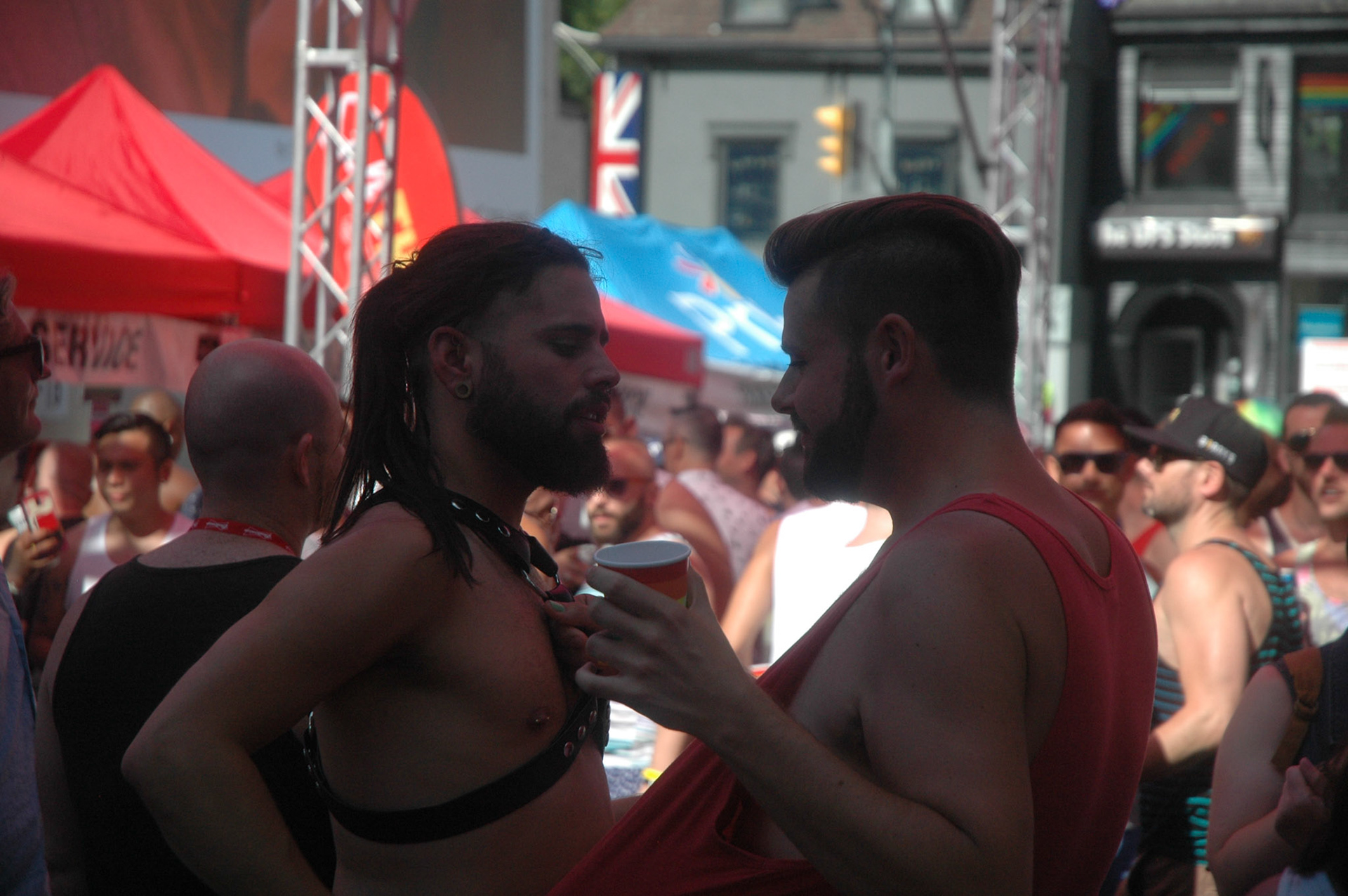 PrideTO_BearGarden_AndrewKaszowski_084