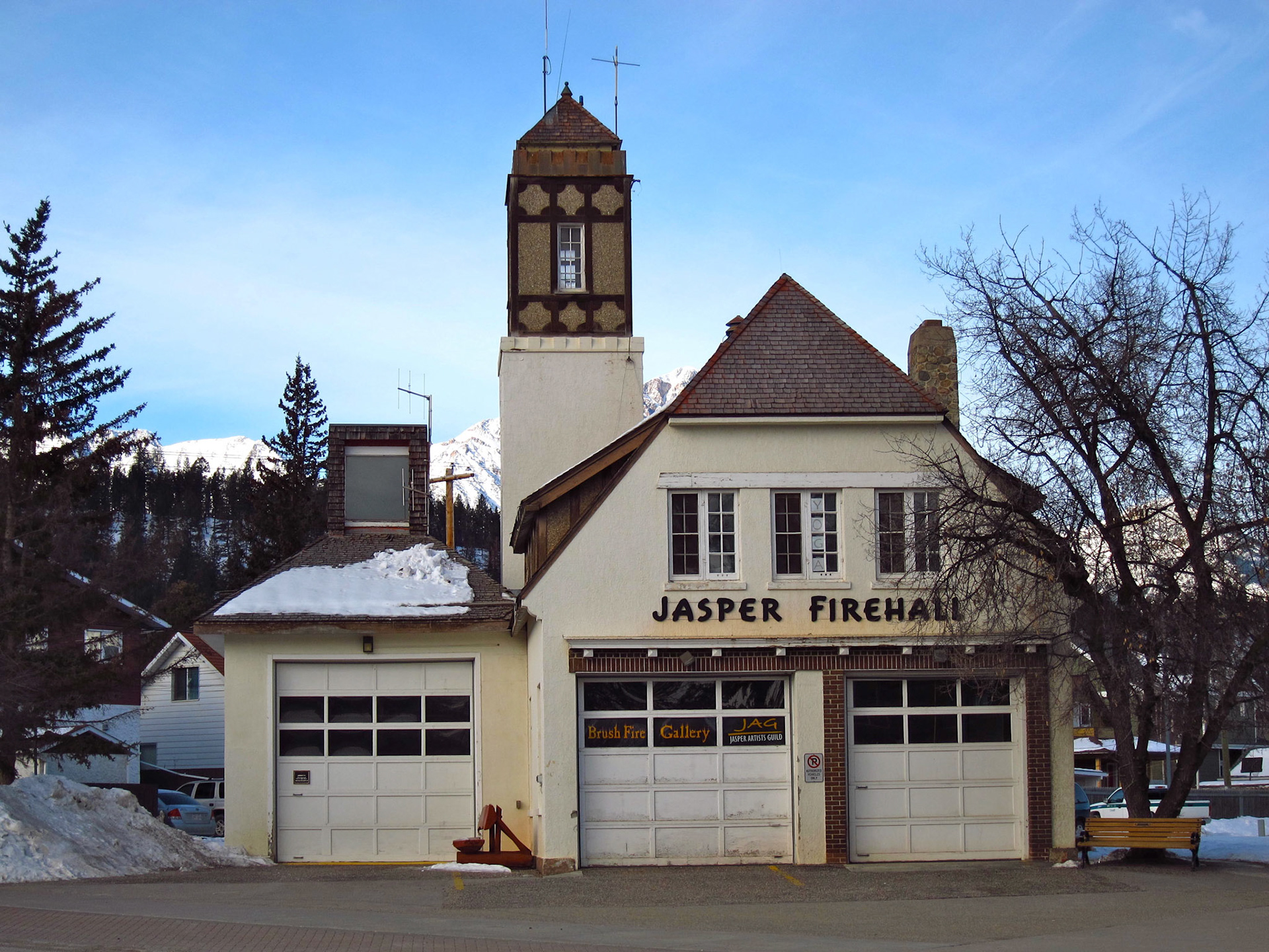 The beautiful Jasper Firehall with the mountains behind