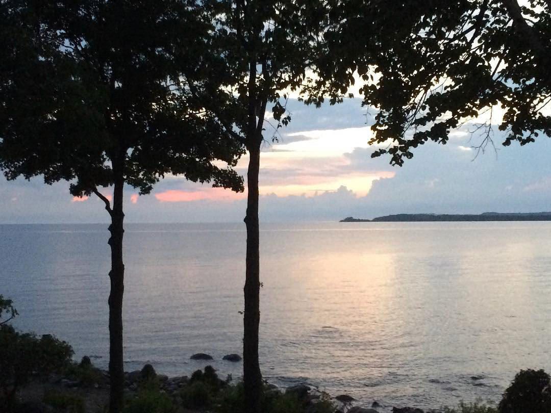 Sunset on my final day at the cottage is very pretty. What an awesome trip! #sunset #cottagetime