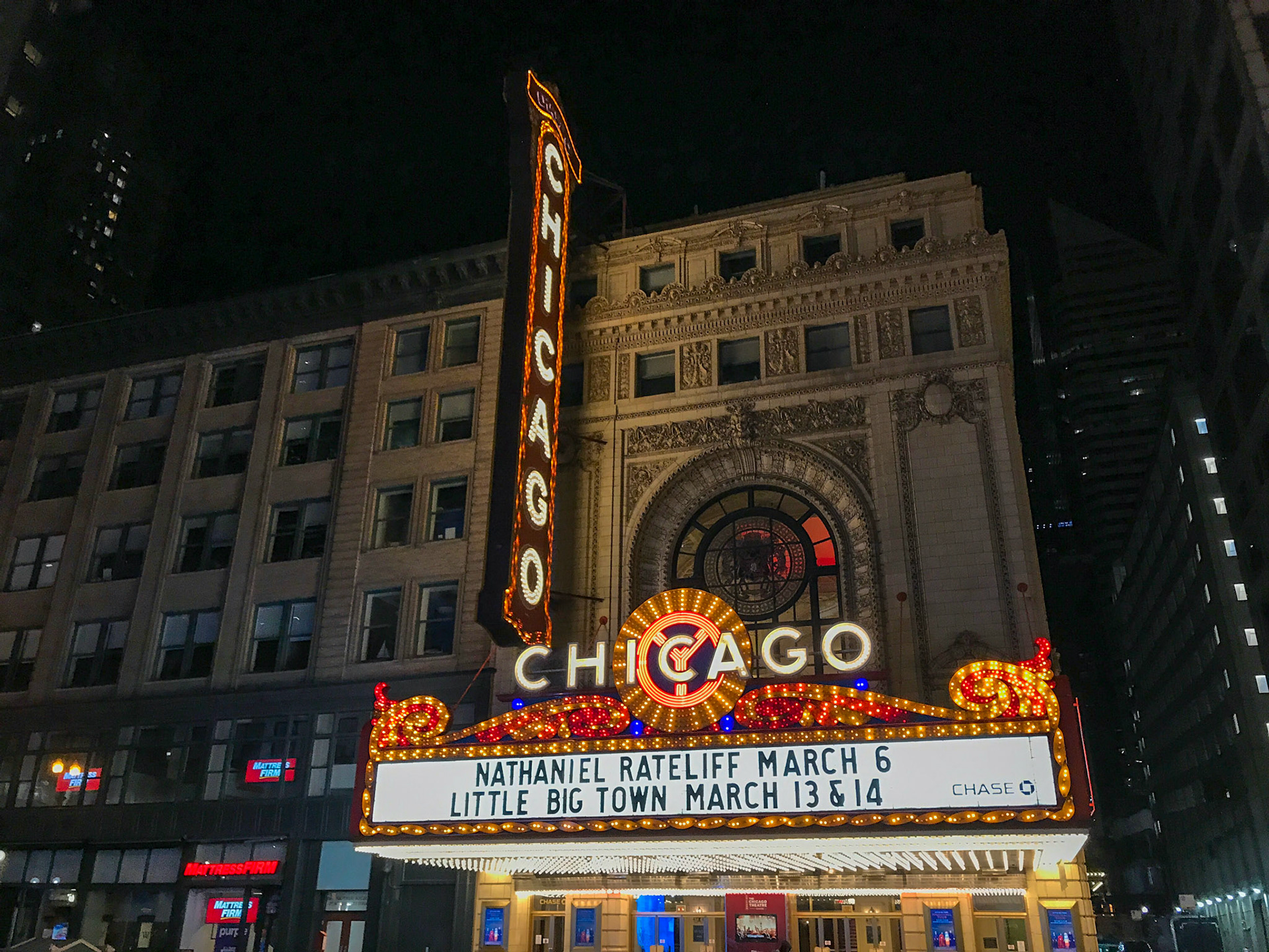 Downtown Chicago by night