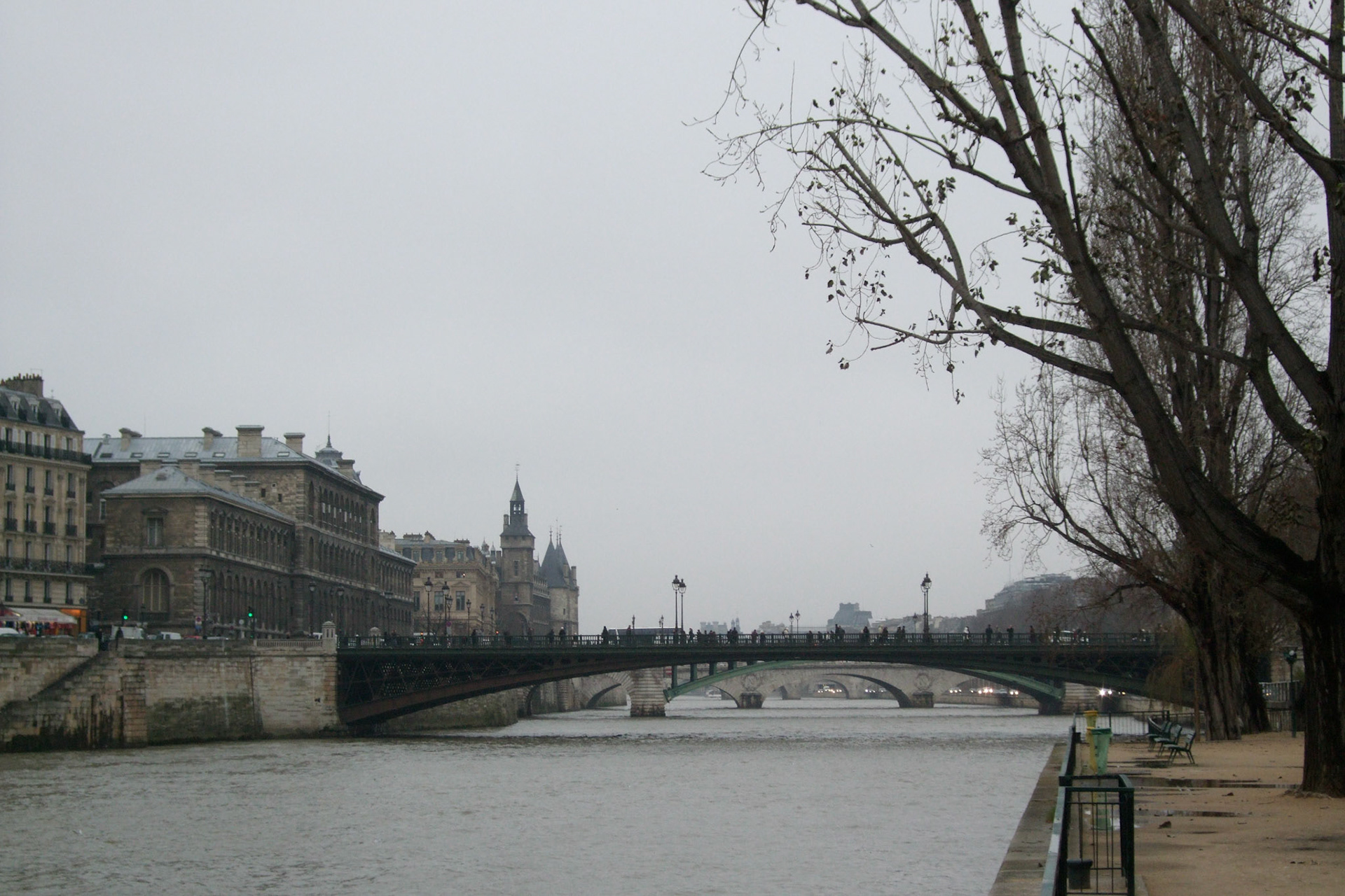 Walking along the Seine, checking out the beautiful Ponts (bridges)